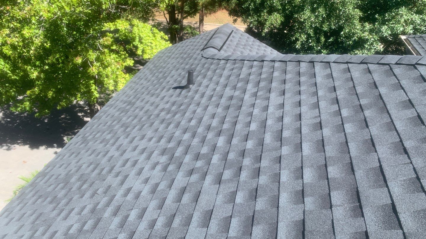 GAF HDZ - Charcoal by Elite Roofing LLC