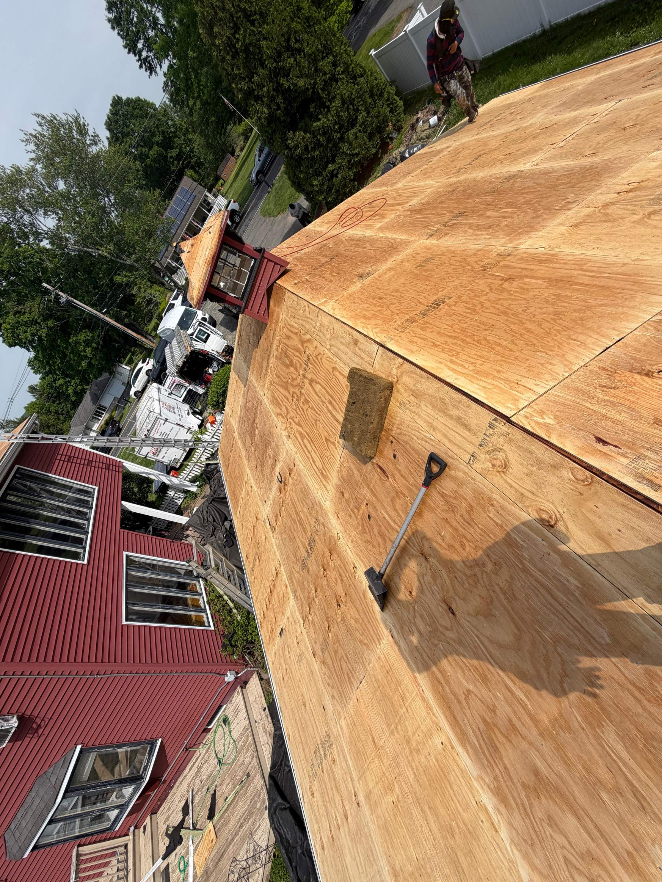 Solar Removal, Reinstall & Full Roof Replacement in Wilbraham, MA – Owens Corning Duration, Onyx Black by JOHNNYS PRO