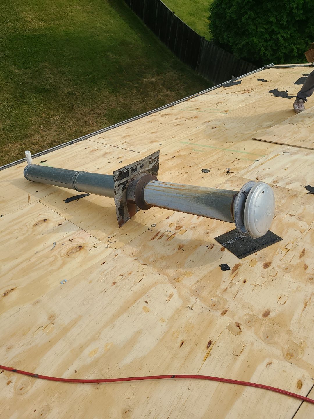 Falls Church: CertainTeed Landmark Pro Designer Shingles in Max Def Pewterwood by RM Banning, Inc.