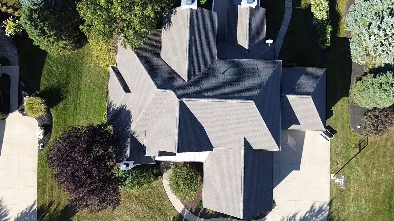 ATLAS PINNACLE COLOR: WEATHERED WOOD by Eagle Eye Roofing