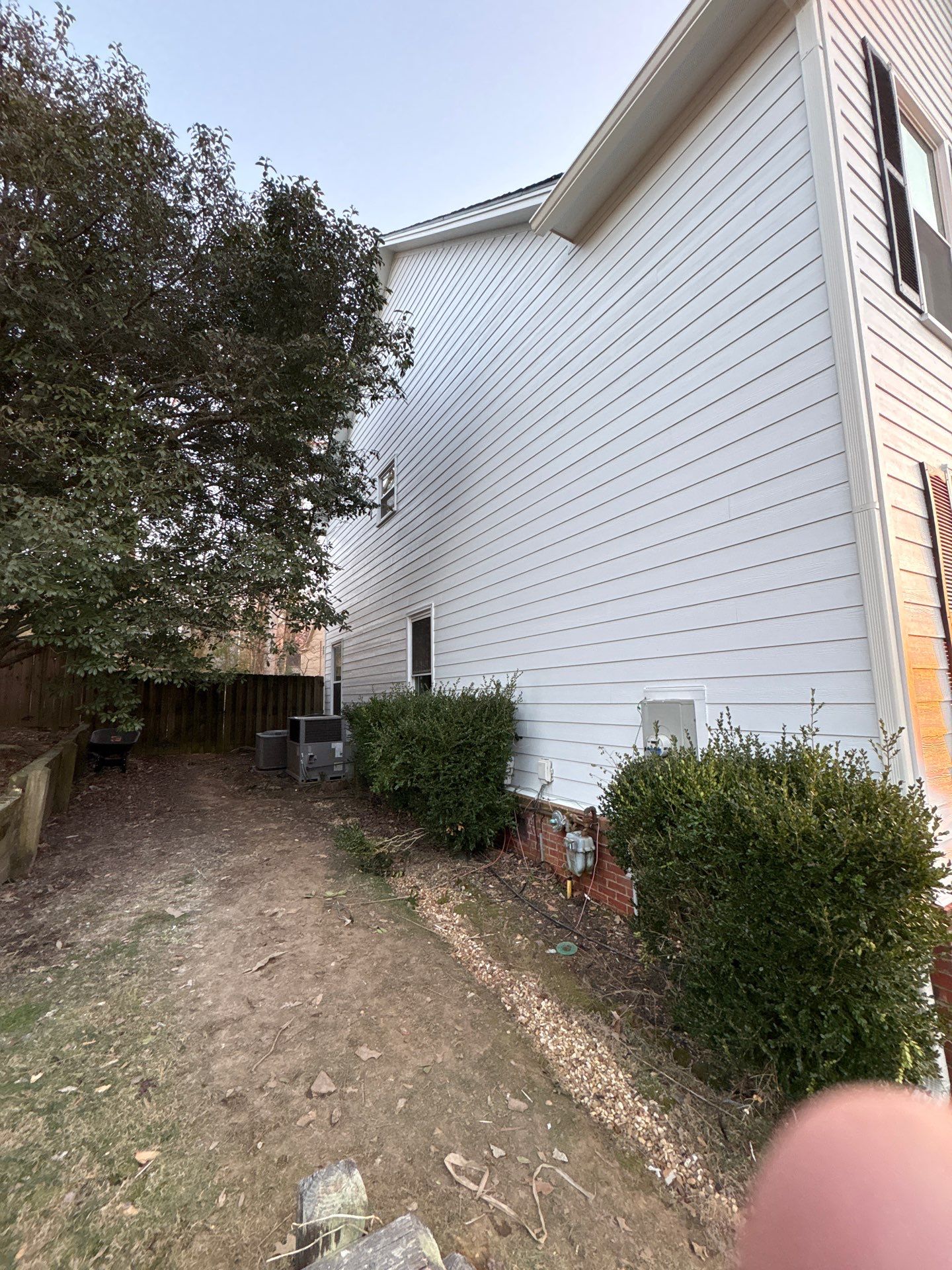 Leafmore Drive by Freedom Exteriors