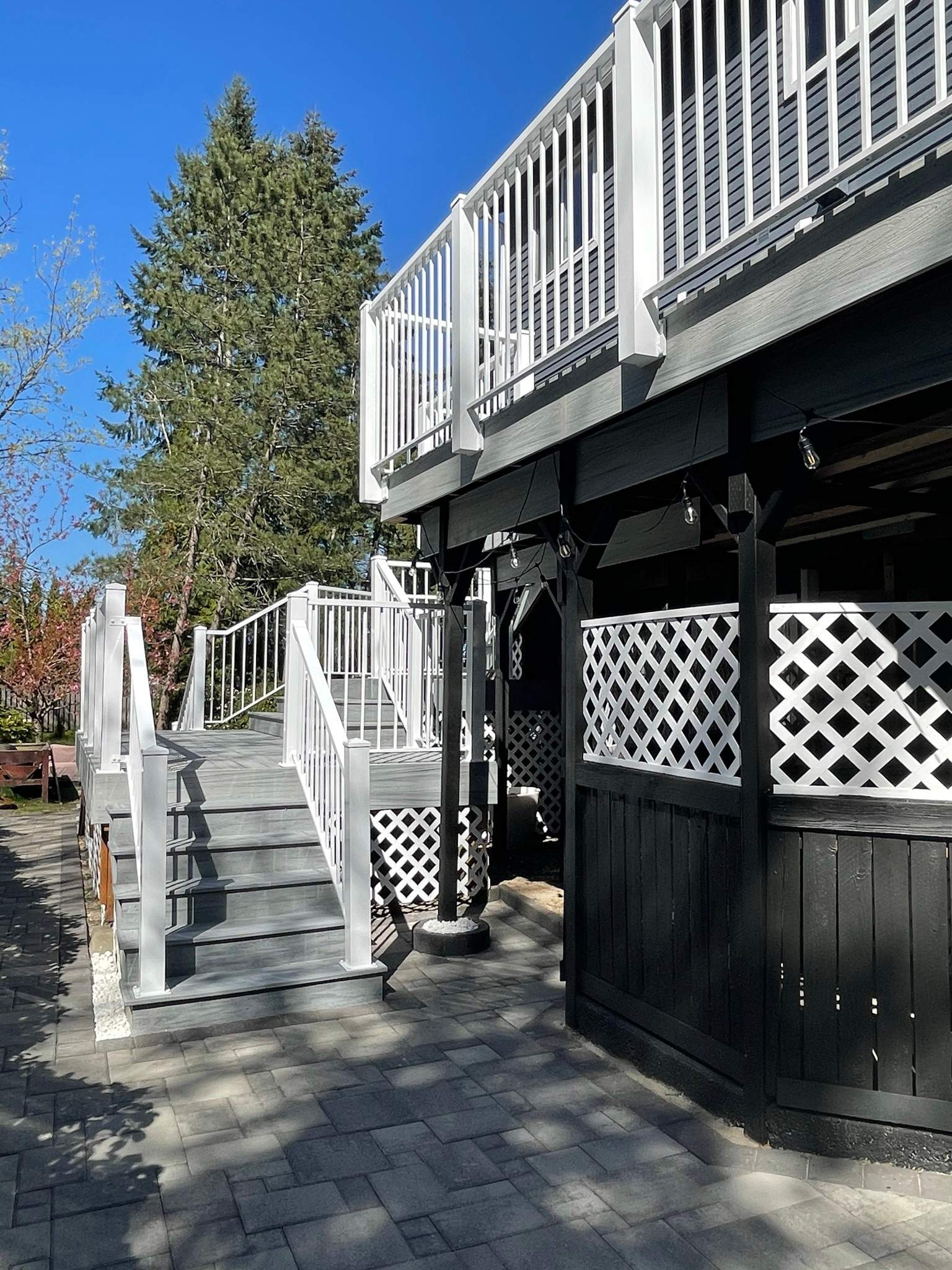 Bothell Foggy Wharf by Alki deck builders 