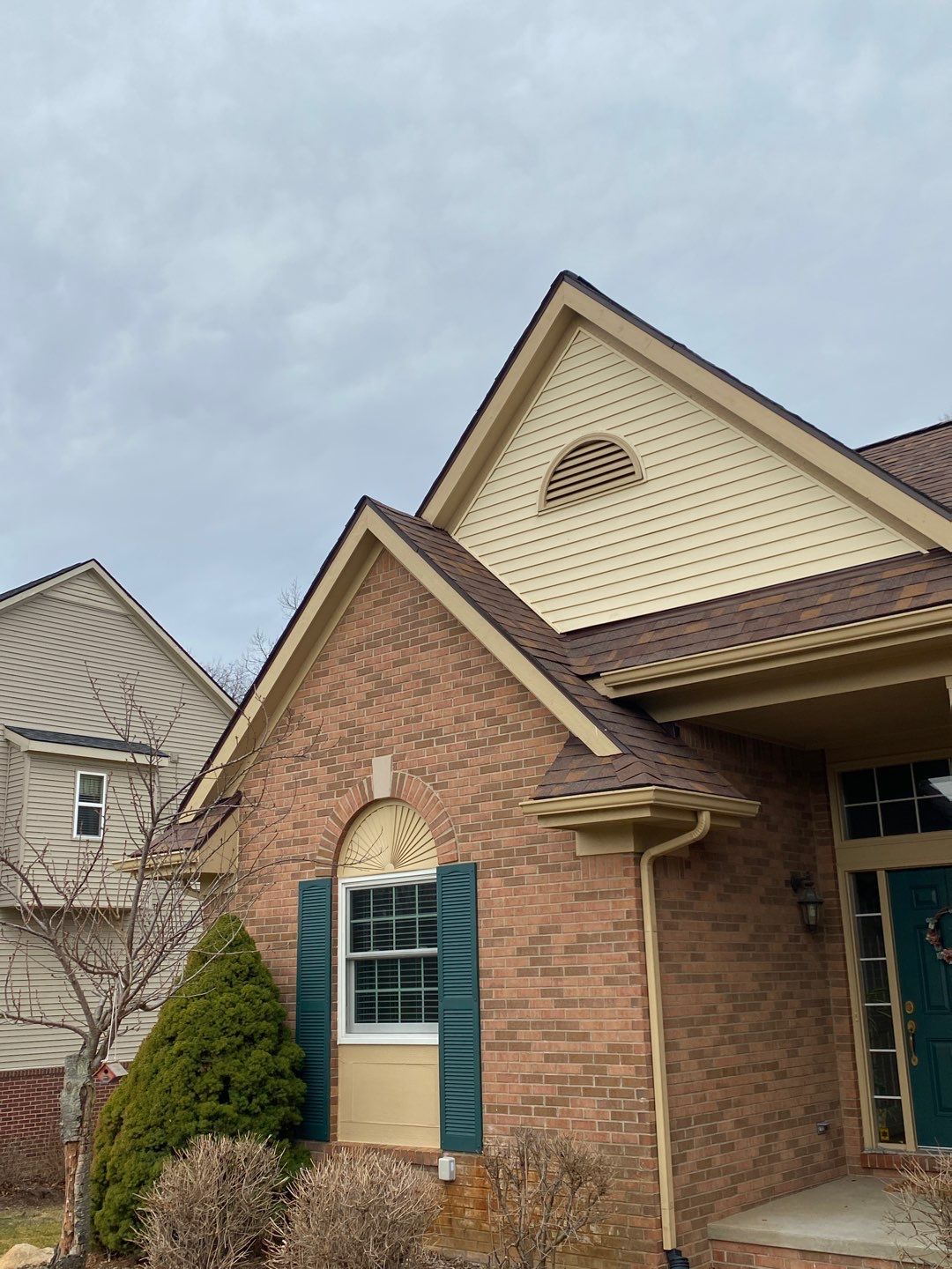 Roof Replacement using Owens Corning by 180 Contractors