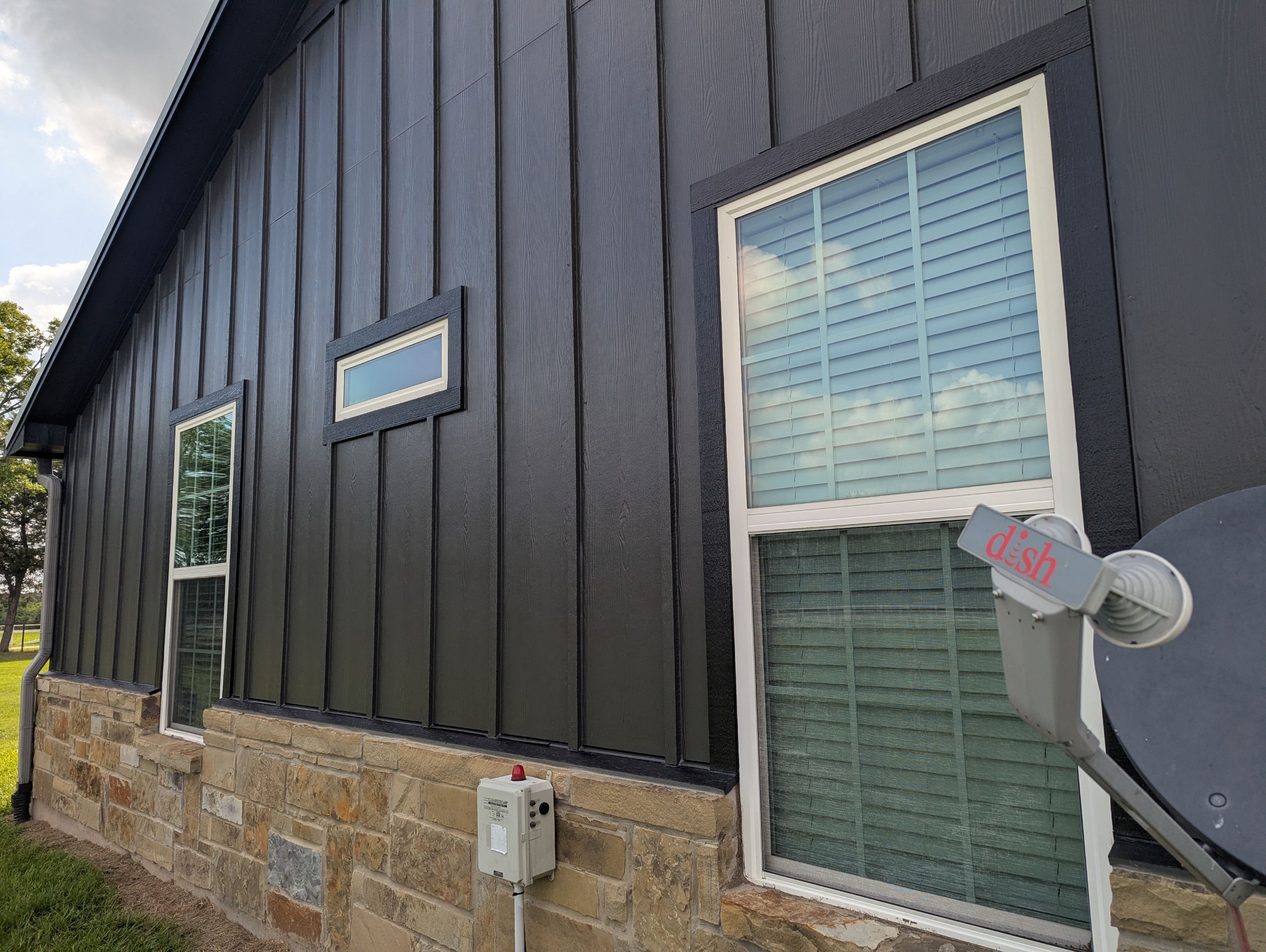 A Complete Exterior Repaint in Edgewood, TX by Quality Coats Painting