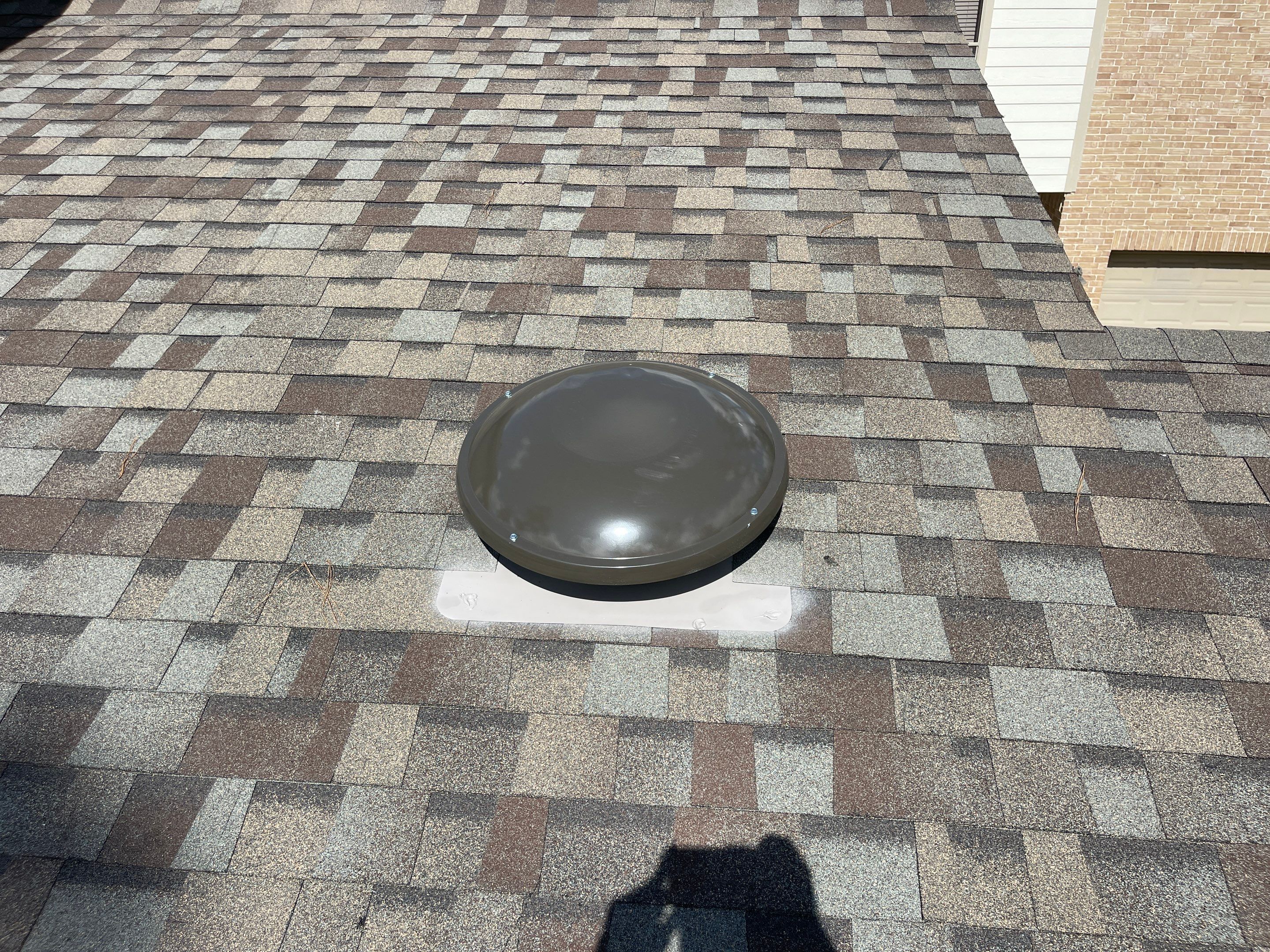 OC Duration Driftwood by HHH Roofing & Construction