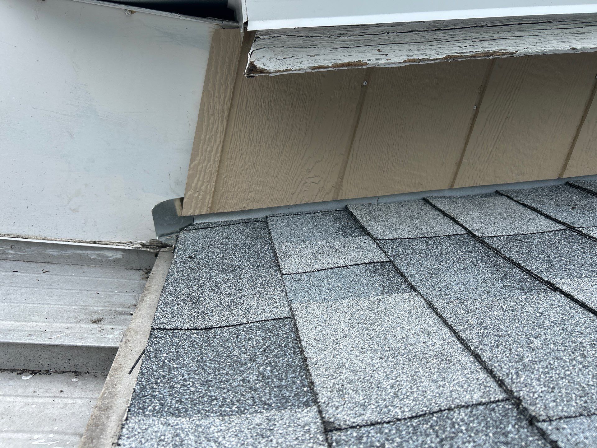 Project in St. Petersburg 33703 by Mitchell Roofing Company LLC