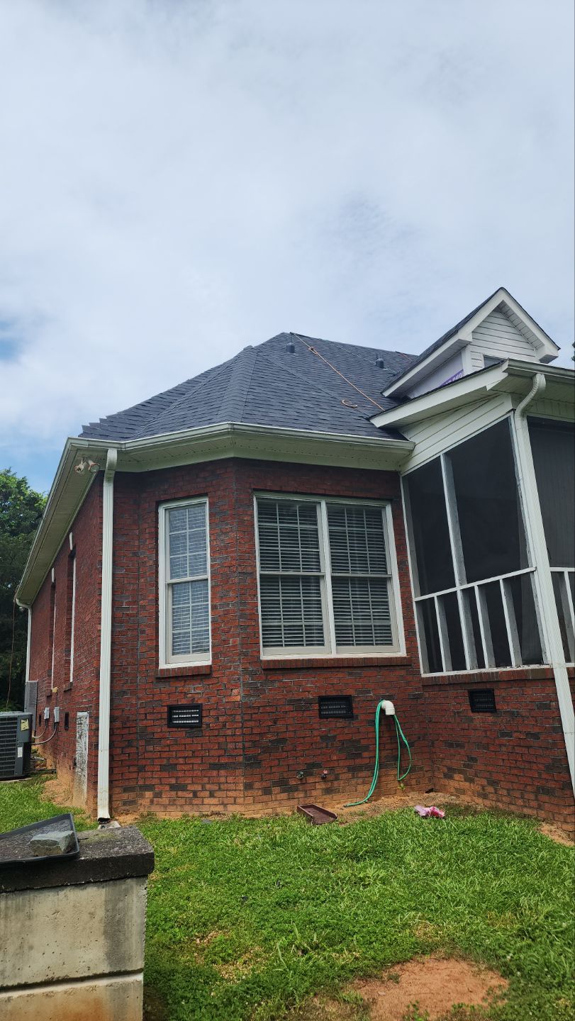 Residential Roofing Installation using Owens Corning® Oakridge Onyx Black by Indigo State Roofing