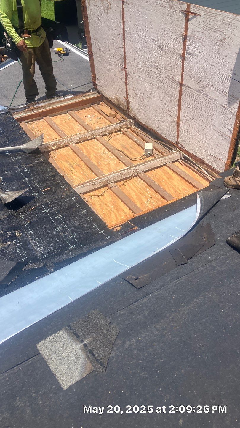 Project in St. Petersburg 33704 by Mitchell Roofing Company LLC 