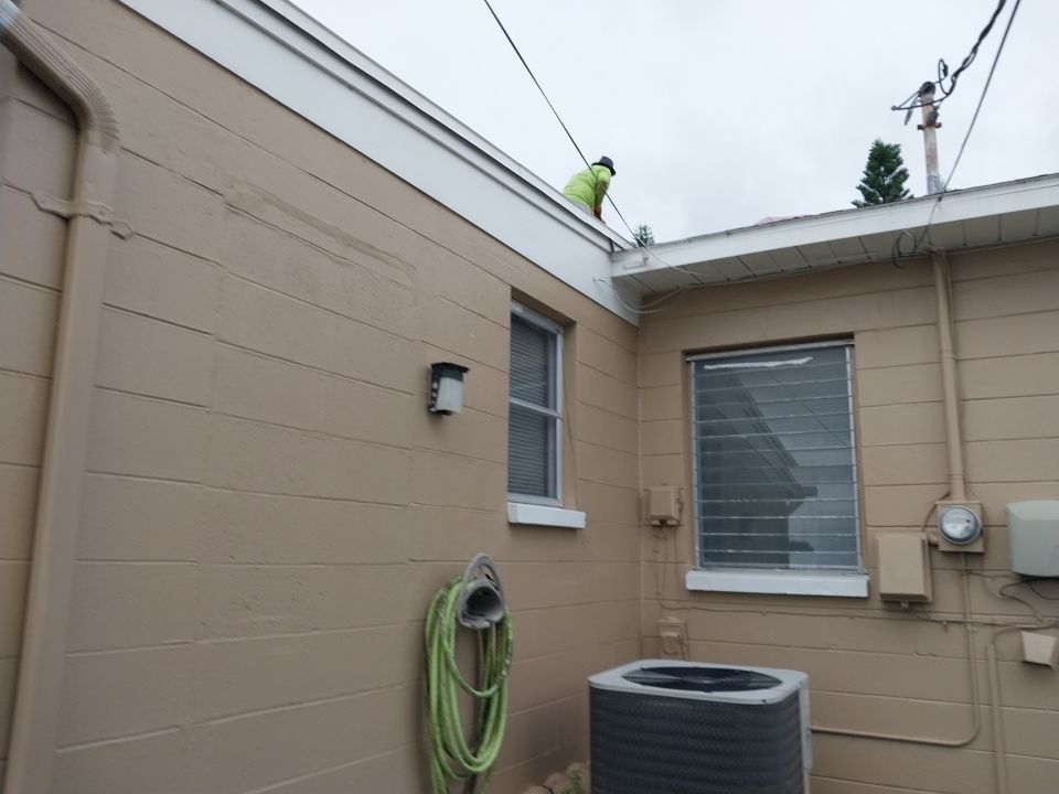 Project in St. Petersburg 33714 by Mitchell Roofing Company LLC 