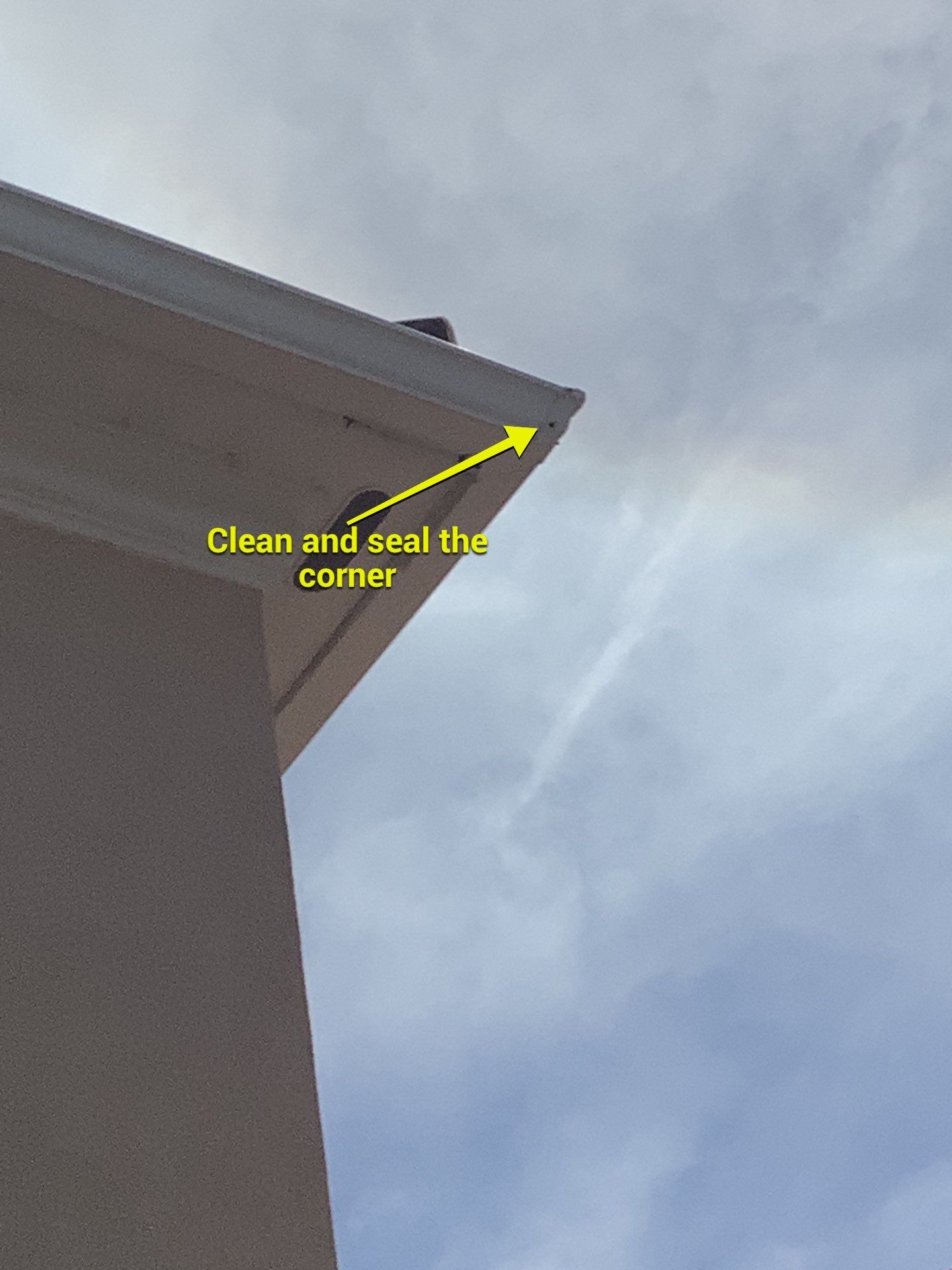 Commercial Gutter Maintenance in Sarasota FL by Gutter Professors
