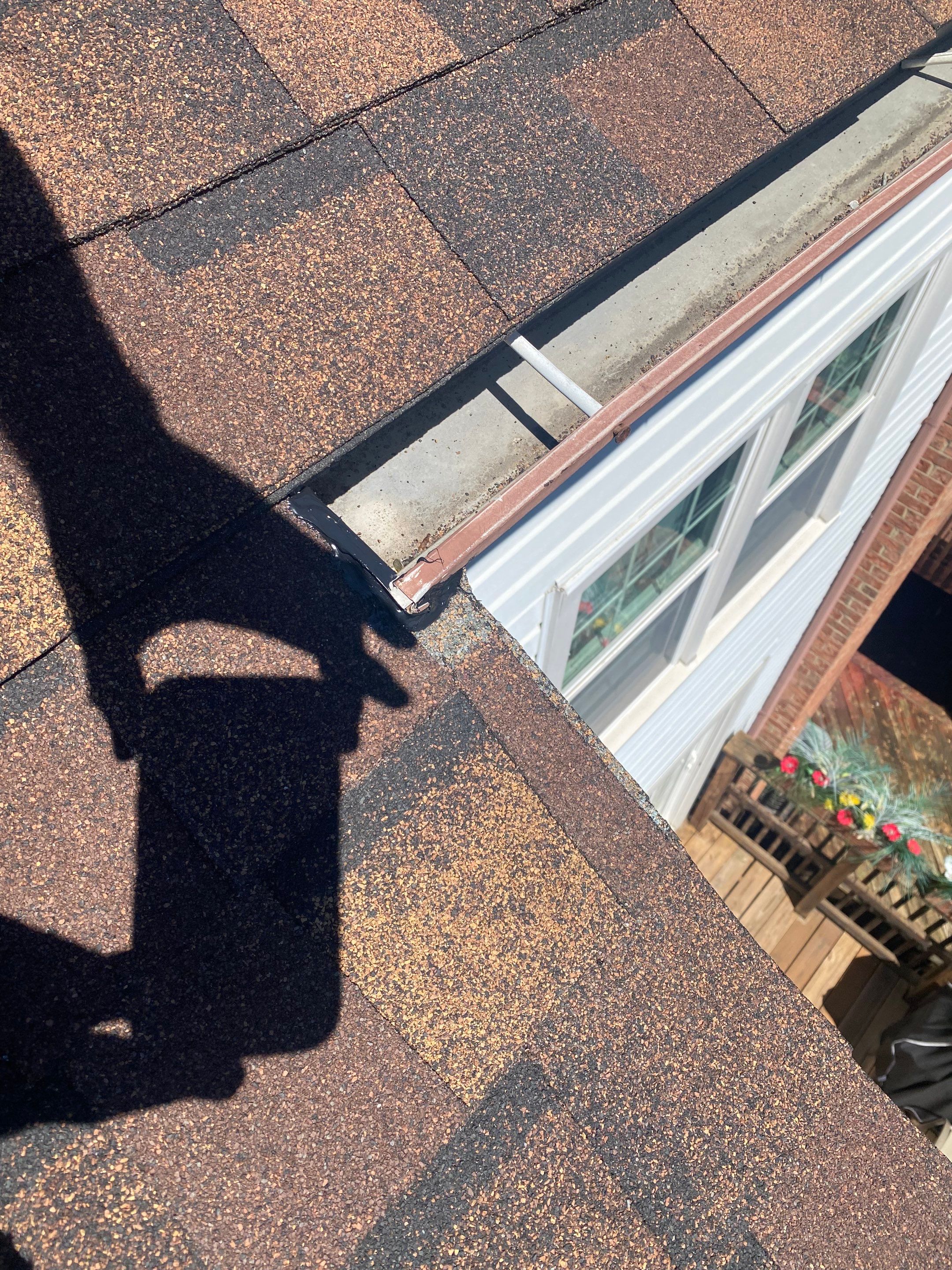 Alexandria: Roof Replacement with CertainTeed Landmark Pro in Max Def Burnt Sienna by RM Banning, Inc.