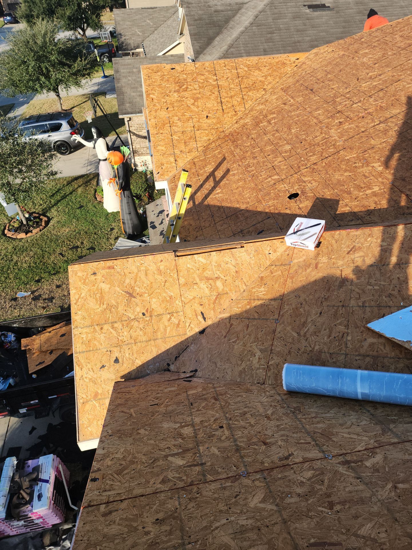 Residential Roofing Installation using Owen's Corning Duration (Lifetime) Shingles by Roof Repair Company