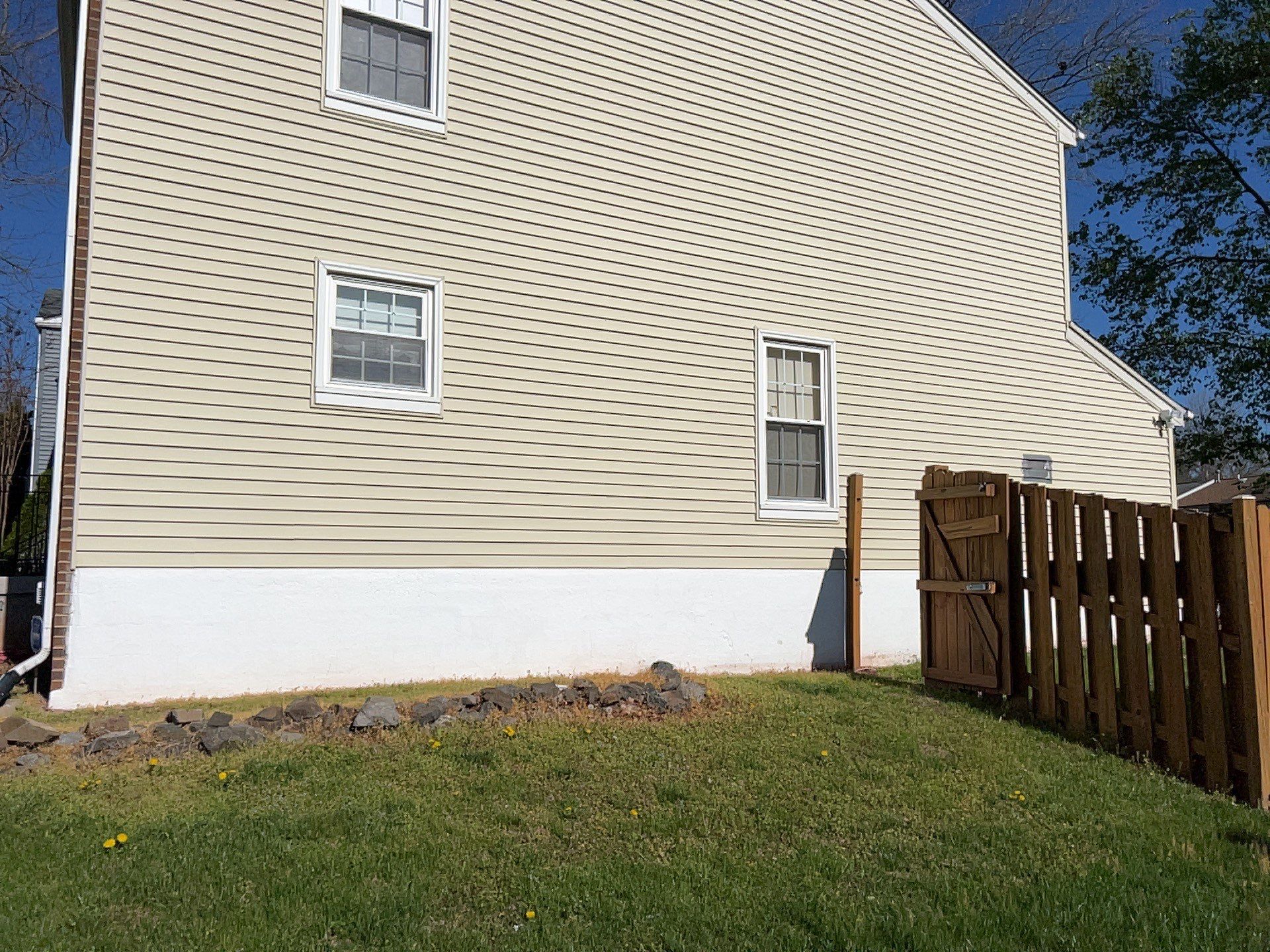 Centreville: CertainTeed Monogram Siding in Sandstone Beige by RM Banning, Inc.