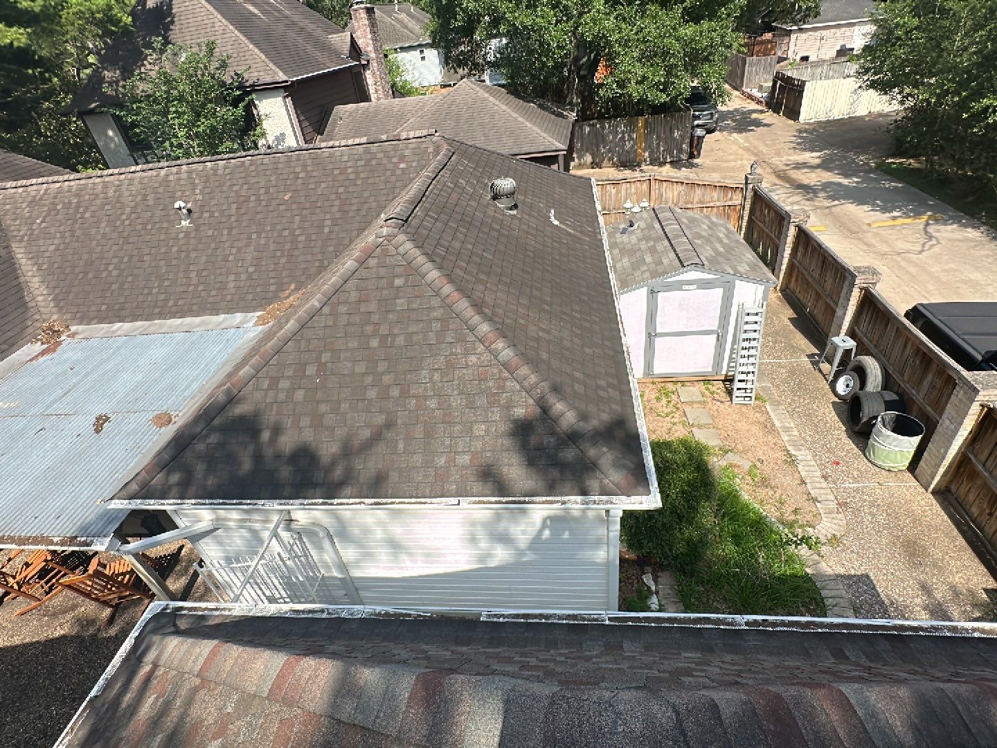 Residential Roofing Installation using Owen's Corning Duration (Lifetime) Shingles by Roof Repair Company