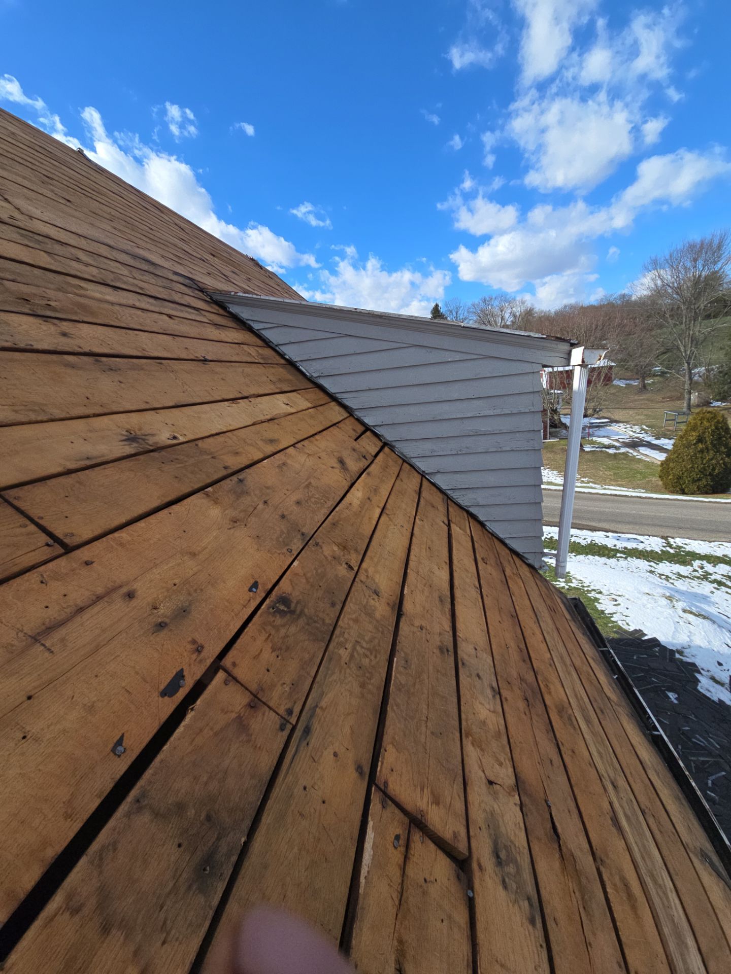 Residential Roofing Installation using GAF Timberline HDZ Charcoal by Rainstoppers Roofing