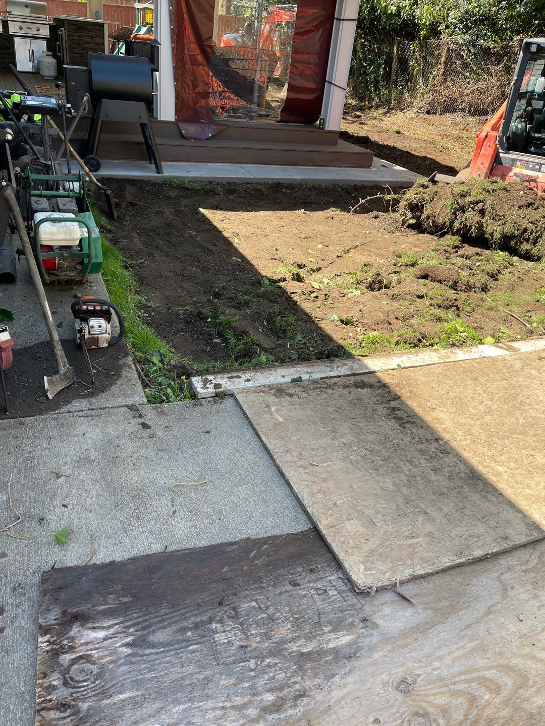 Backyard Renovation | Lynnwood  by Jireh Asphalt & Concrete Inc 