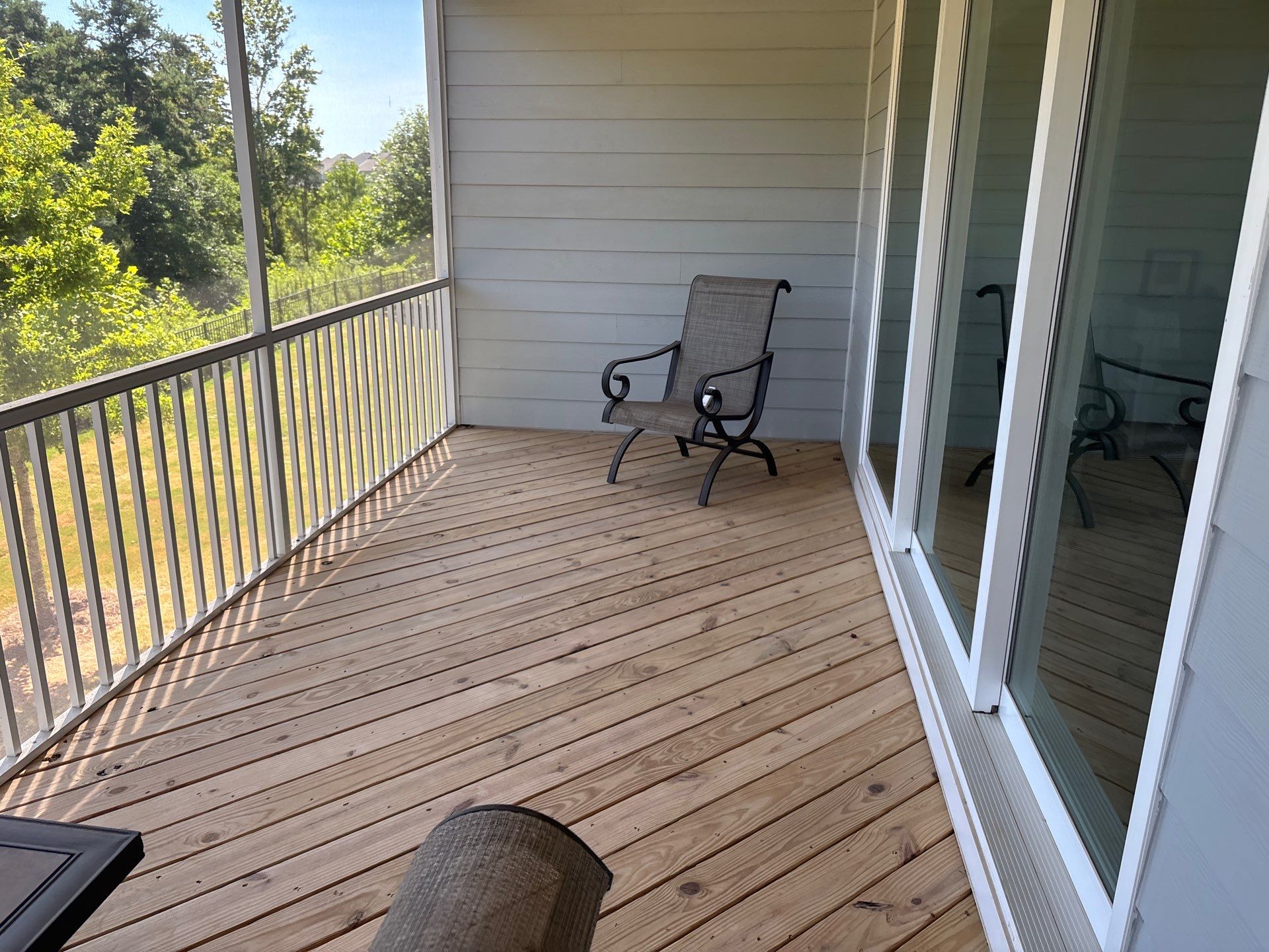 Wood Deck using Wood Sealant by DuraSeal