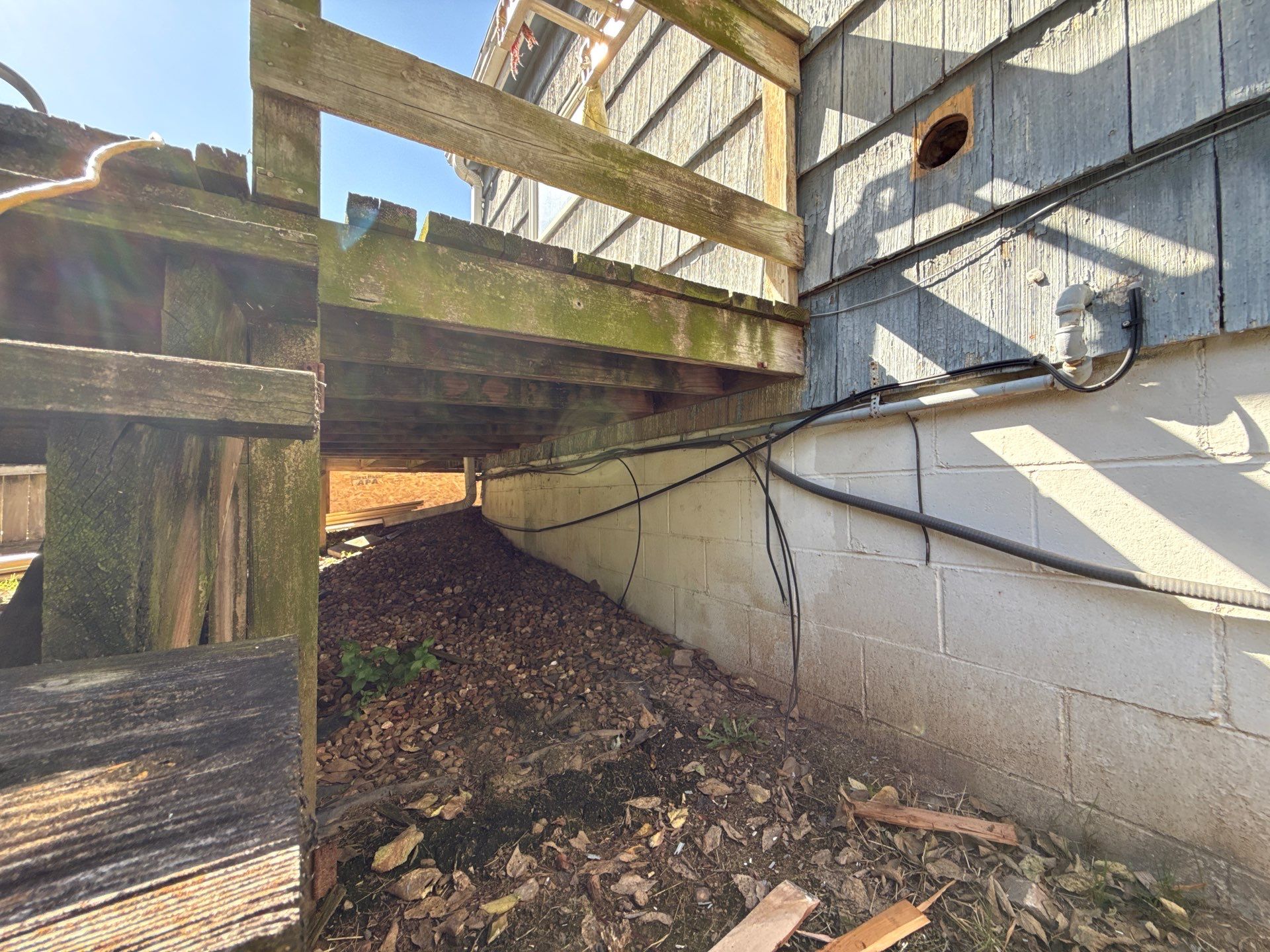 Feeling Blue in Weston Mo - Time for a Makeover  by EEC  Windows, Siding & Roofing 