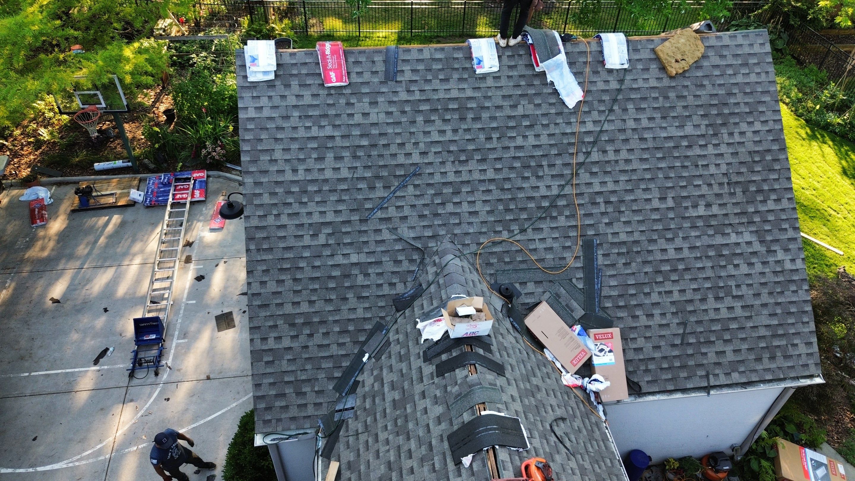 Residential Roofing Installation using Timberline HDZ Shingles - Weathered Wood by RoofX 
