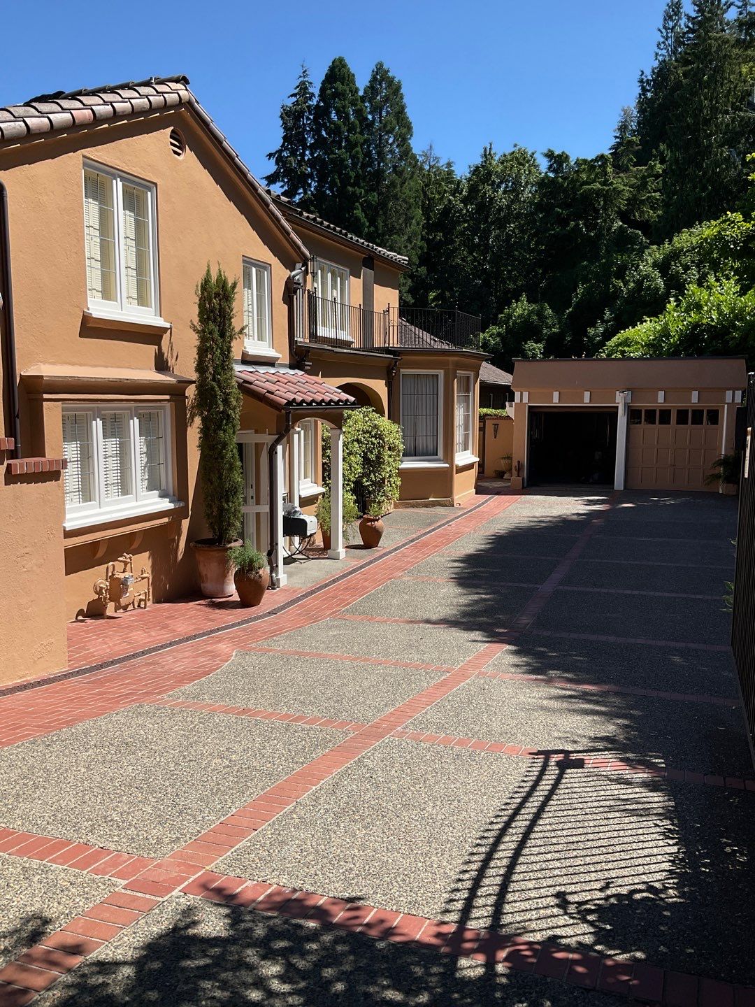 Flat work using Pressure washing no chemicals by Willamette Outdoor Wash LLC
