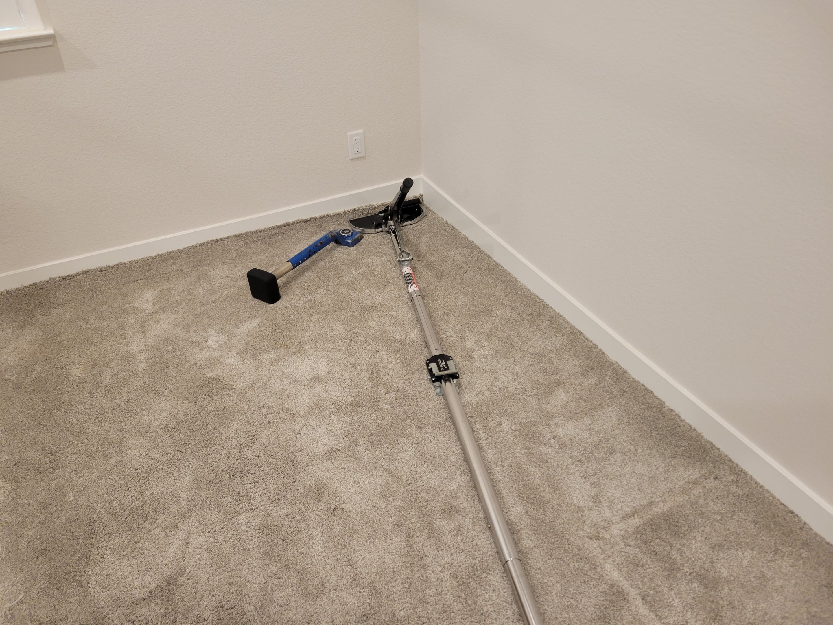 Carpet Re-stretch and Cleaning by Ardent Carpet Restore LLC