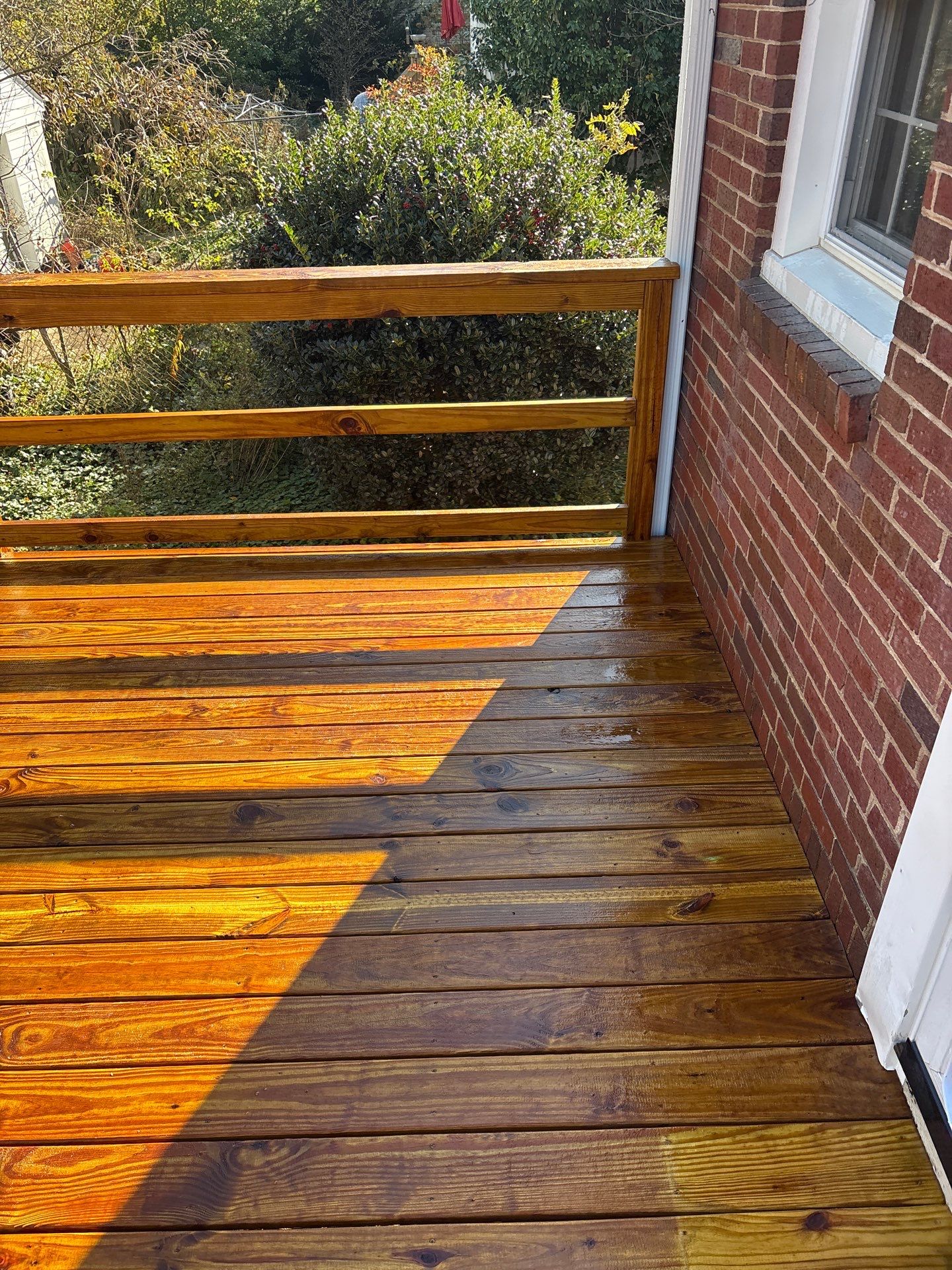 Wood Deck using Wood Sealant by DuraSeal