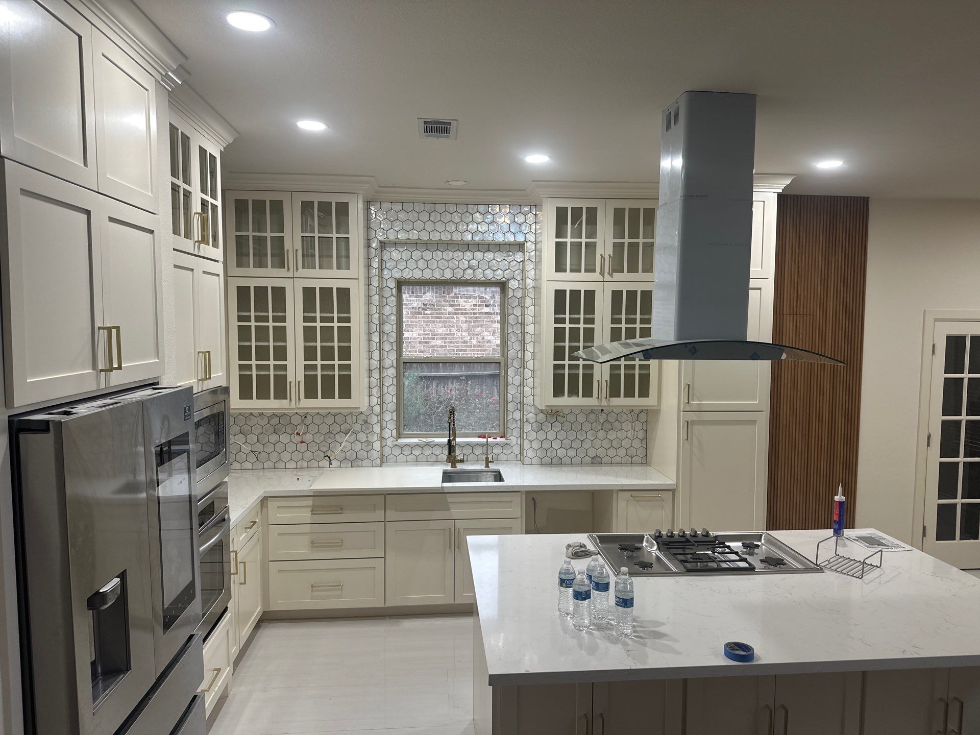 Kitchen Remodels That Inspire by L&T General Contractors and Restoration INC