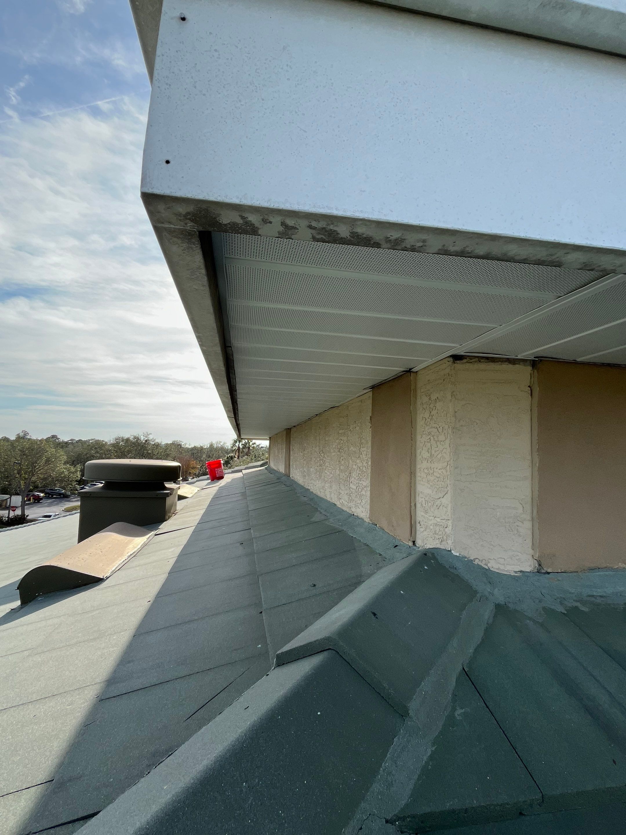 Soffit and Fascia Replacement in Lakewood Ranch FL by Gutter Professors
