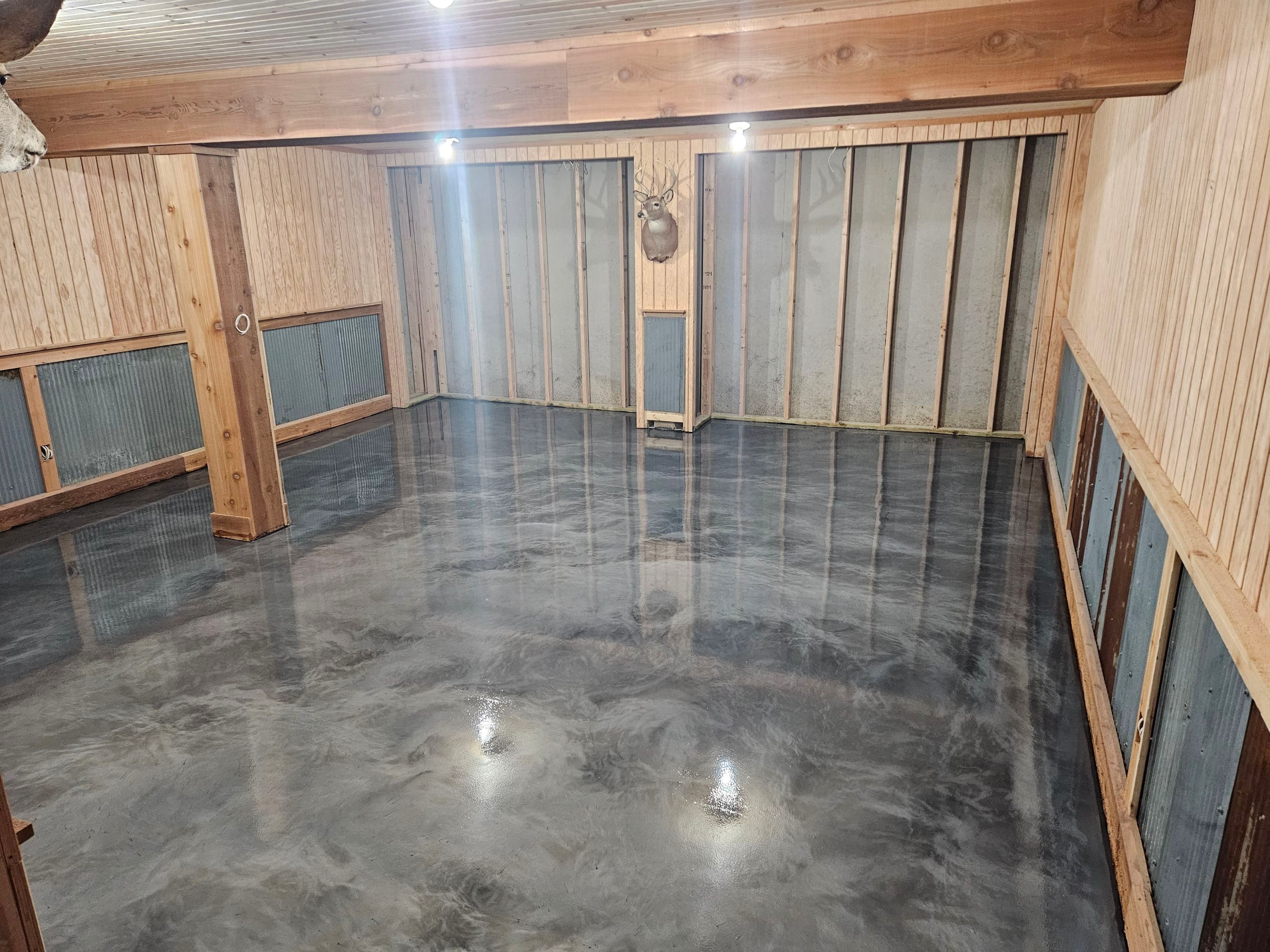 Riverside MO Basement Epoxy using Sundek SunMetal Epoxy by Big Red Decorative Concrete, LLC