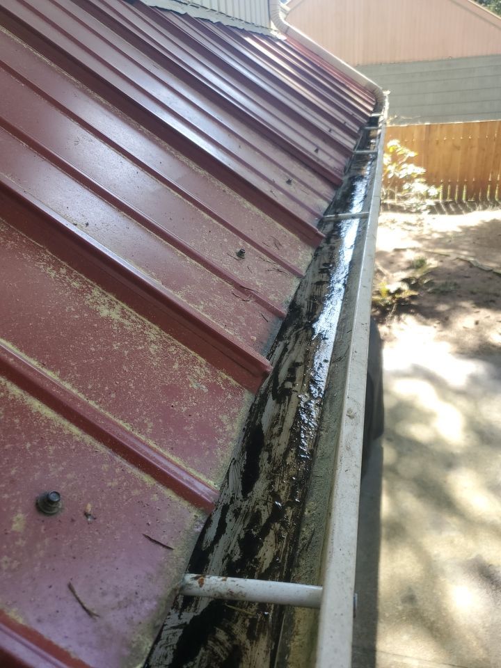 Gutters by Willamette Outdoor Wash LLC