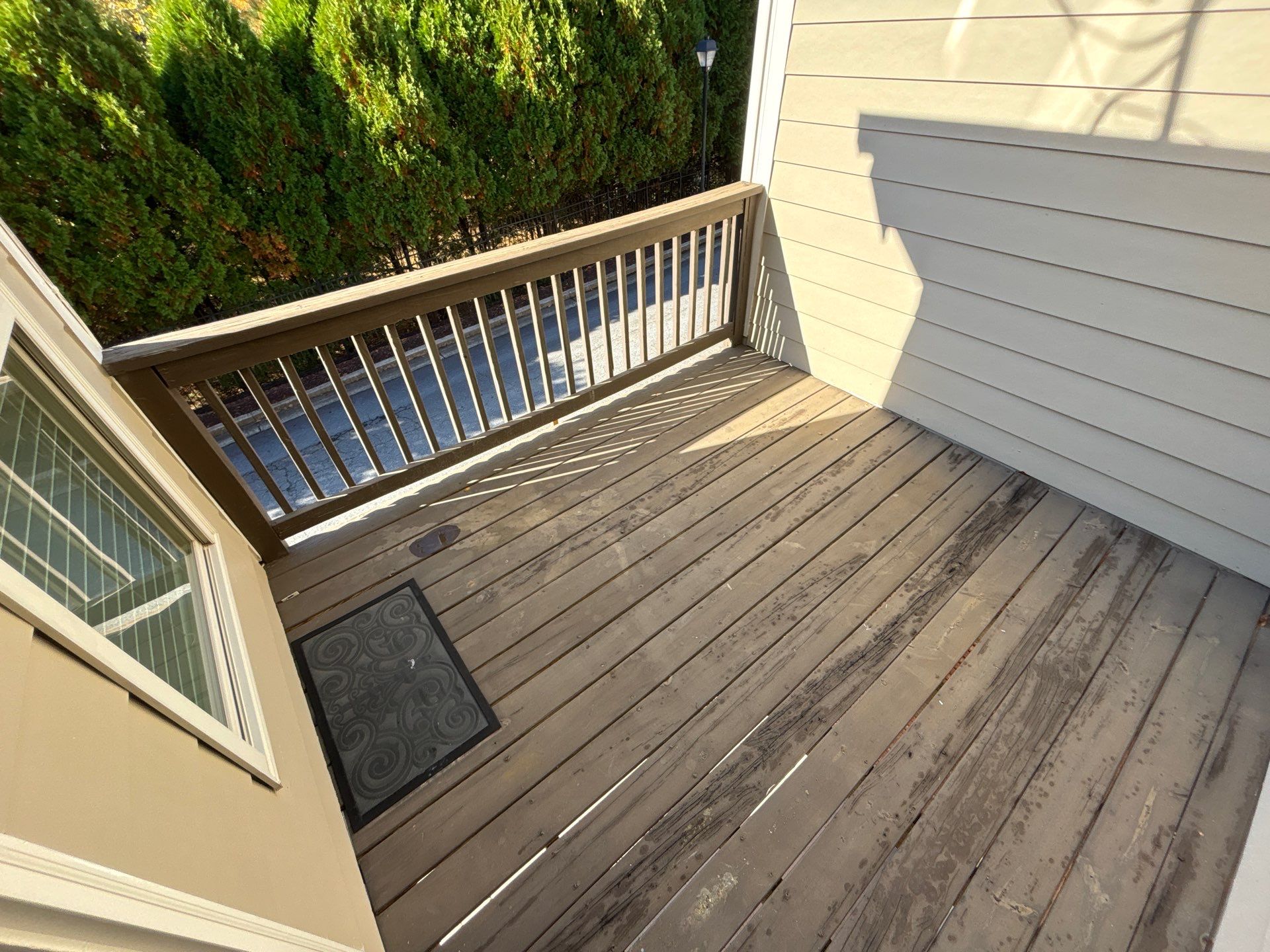 Alpharetta Deck Resurface and Stain using Cedar Decking and Sherwin Williams by Nelson Exteriors