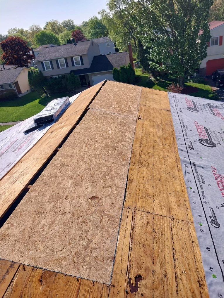 Siding Installation using Exterior Portfolio Vinyl Siding by SOS Home Ohio 