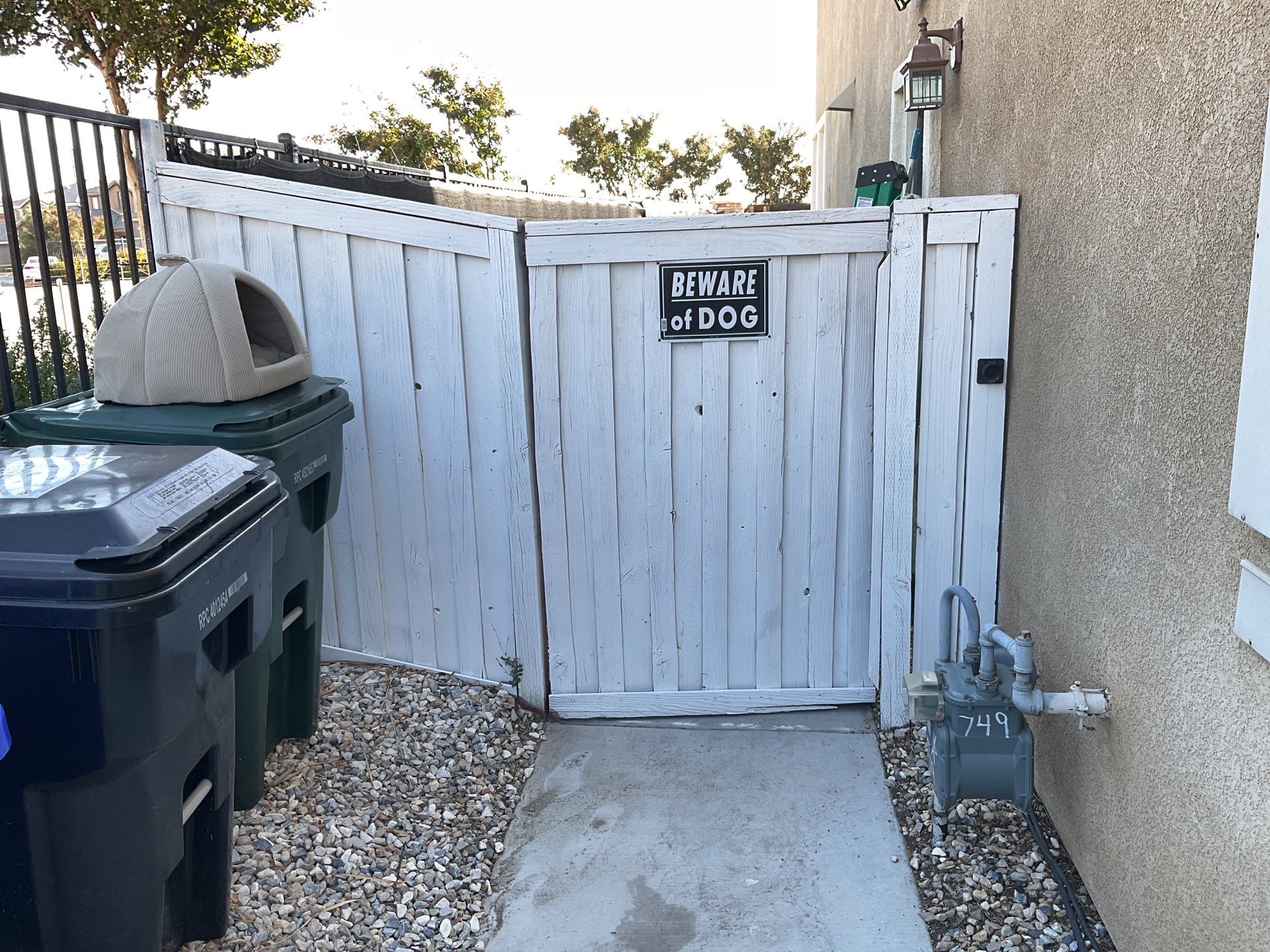 Fence Installation using Vinyl by Fence Guys Inc.