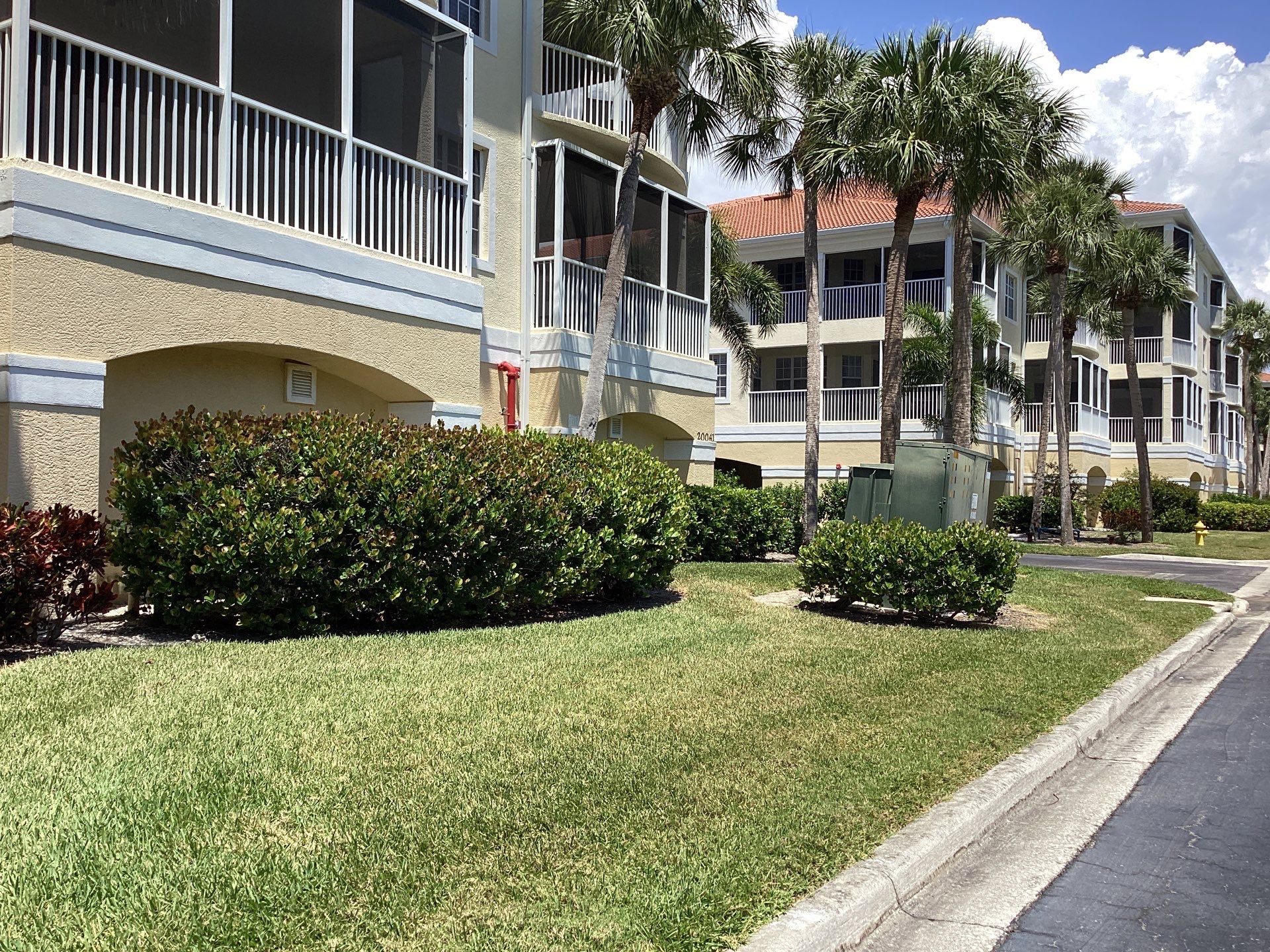 Residential Gutter Upgrade in Fort Myers FL by Gutter Professors