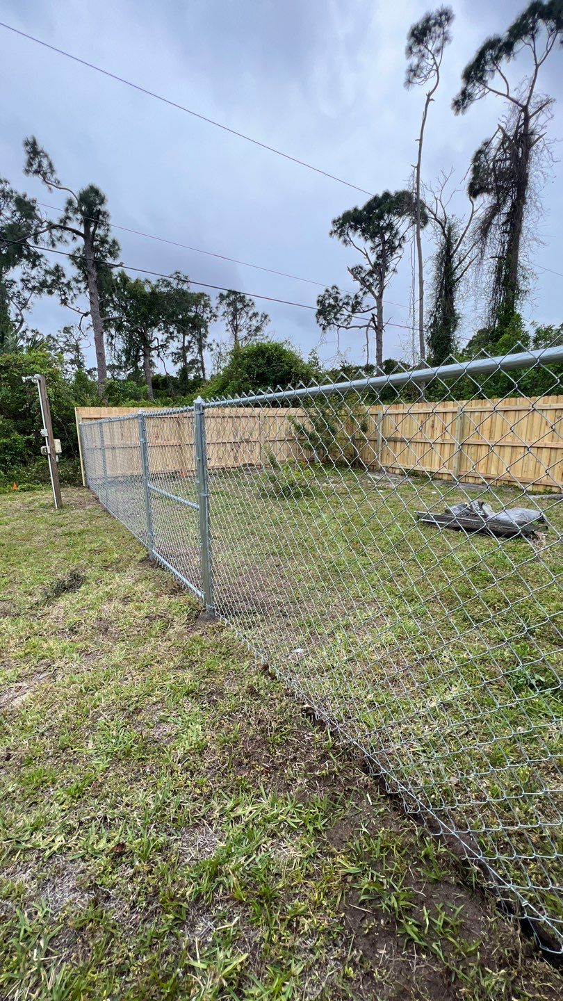 Wood Fence Installation using Wood and Chainlink Fence by Asap fence and gates, LLC