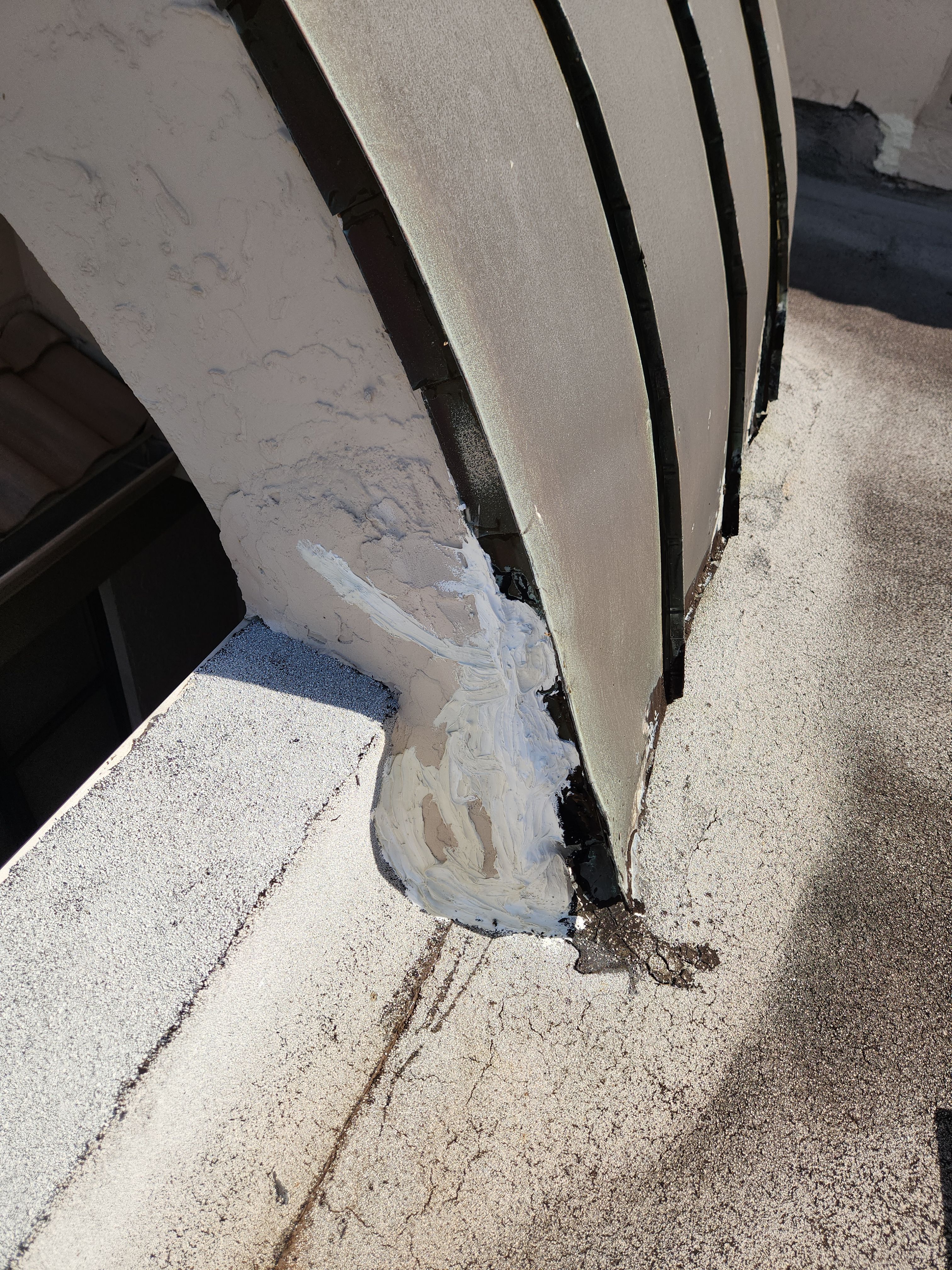 Flat Roof Waterproofing and Silicone Coating in Boca Raton by Aastro Roofing