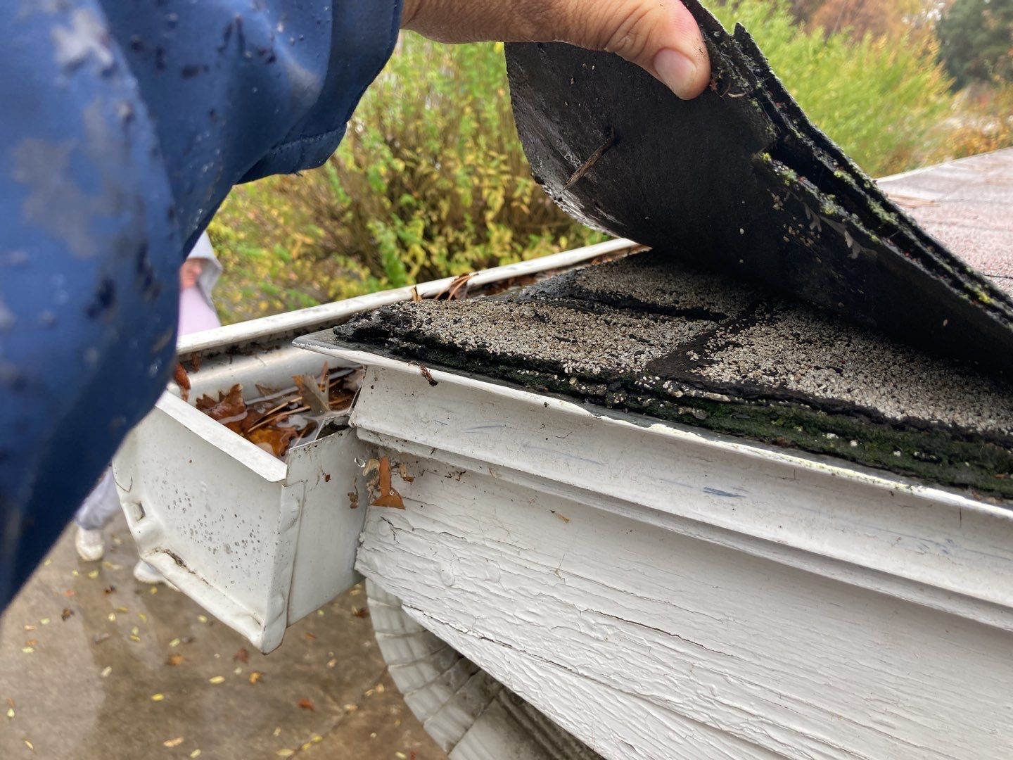 Boise home with new Duration Shingles in Desert Tan color by ID Roofing LLC