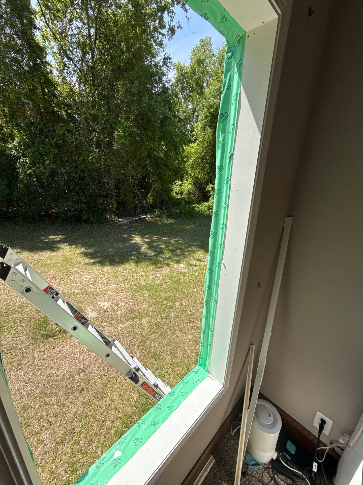 Andersen Fiberex Window Replacement and Installation in Fort White by Windows & Doors Store