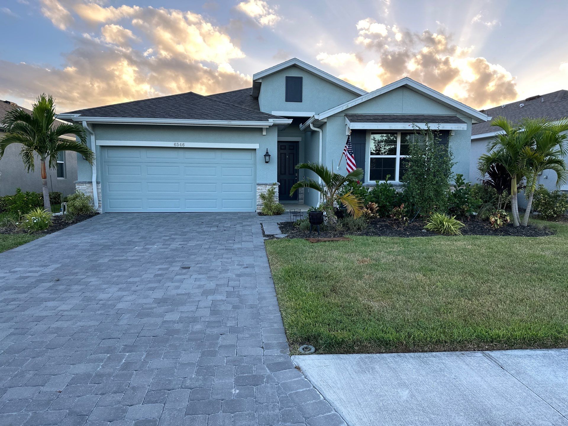 House Wash & Paver Driveway Cleaning in Trevesta Community, Palmetto, FL | Sunshine AquaWash by Sunshine AquaWash