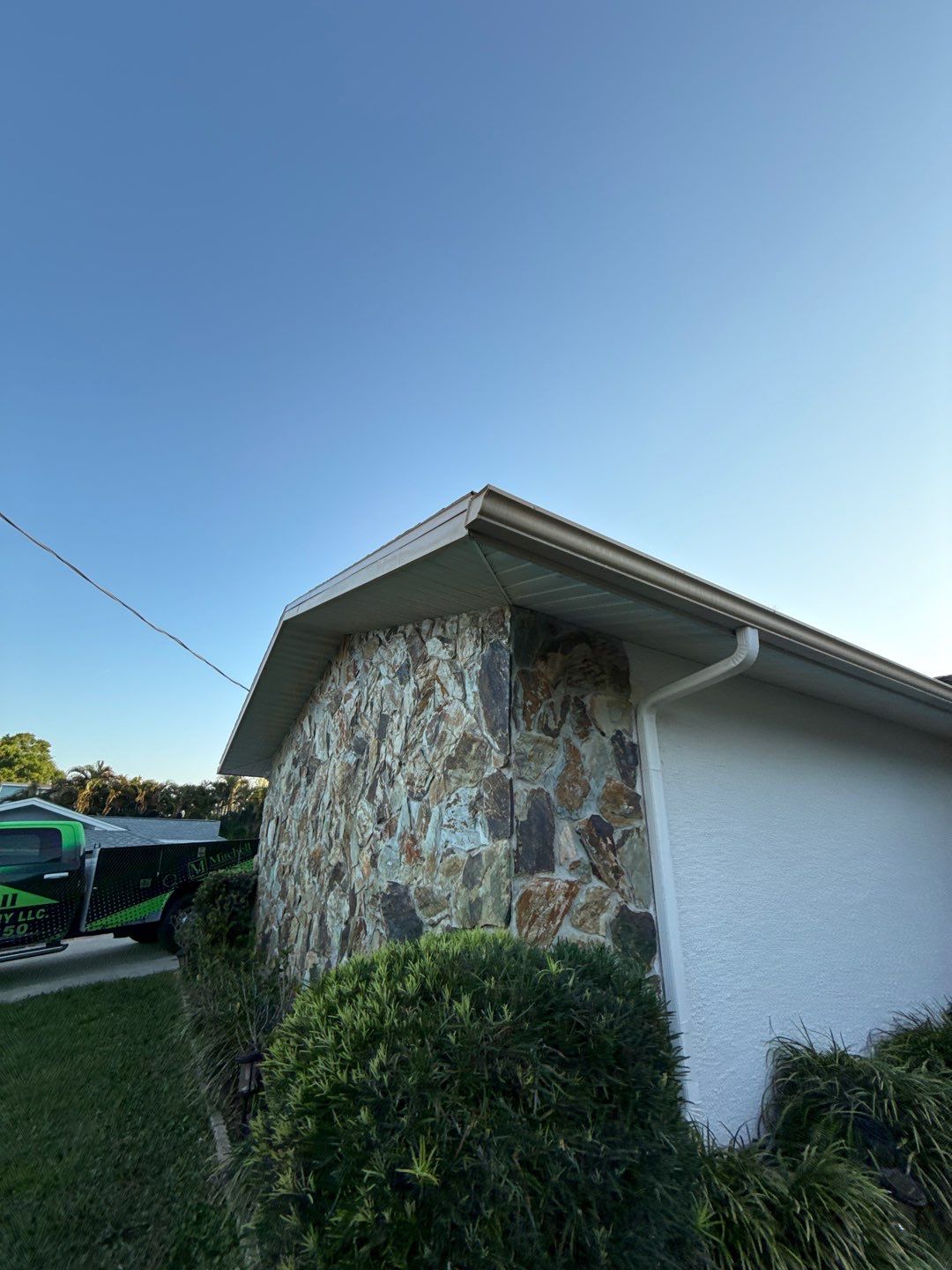 Project in Largo 33770 by Mitchell Roofing Company LLC 