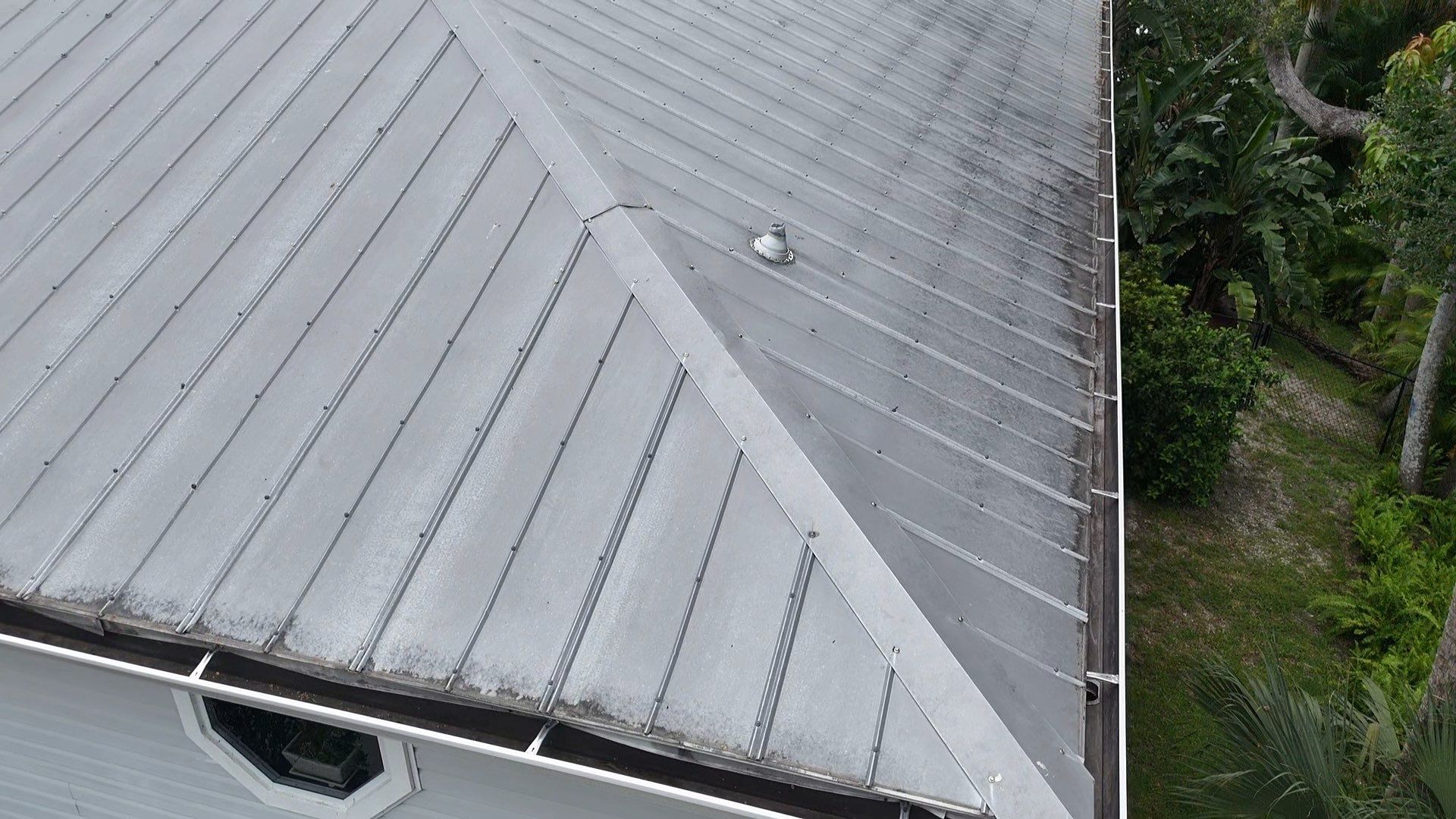 Durabull PBR Metal Roof  by Durabilis Roofing INC