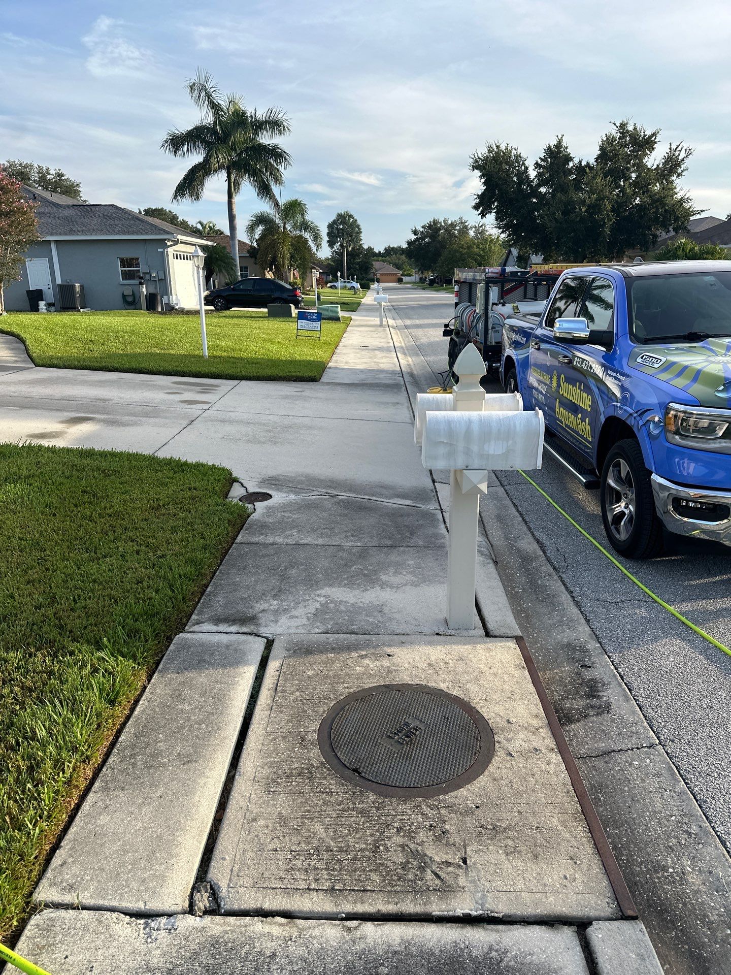 🏡 Pre-Sale House & Driveway Cleaning – Arbor Creek, Palmetto, FL by Sunshine AquaWash