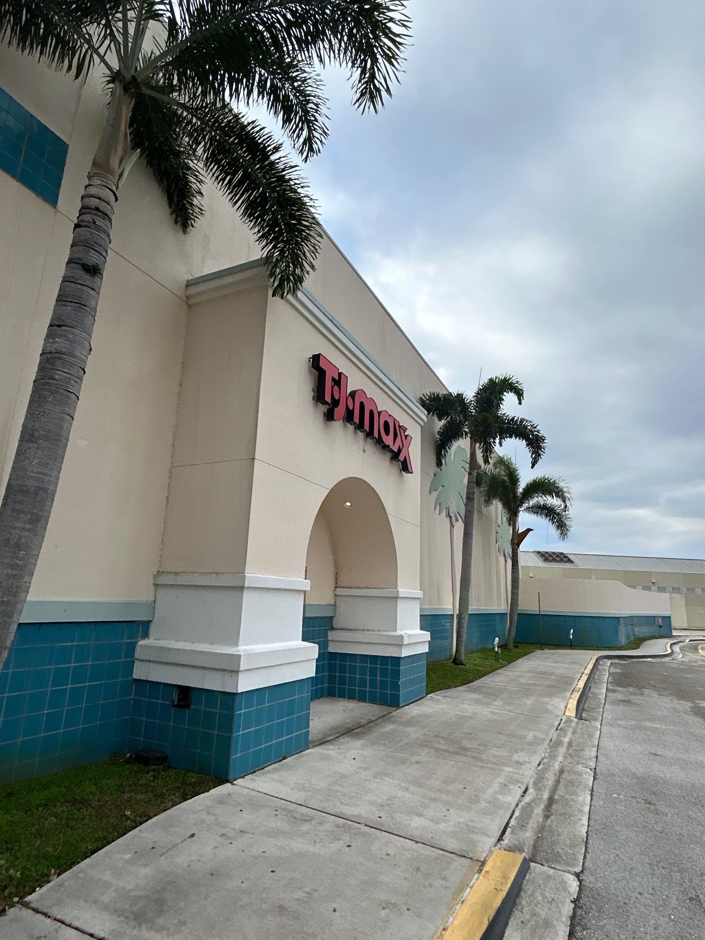 TJ MAXX by Souffront Construction & Engineering