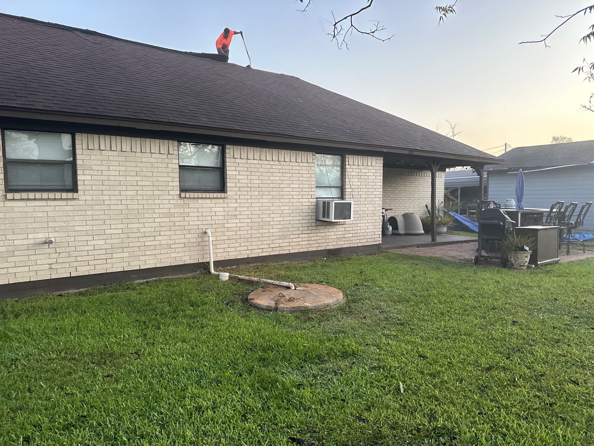 GAF HDZ TIMBERLINE BARKWOOD by Motion Roofing