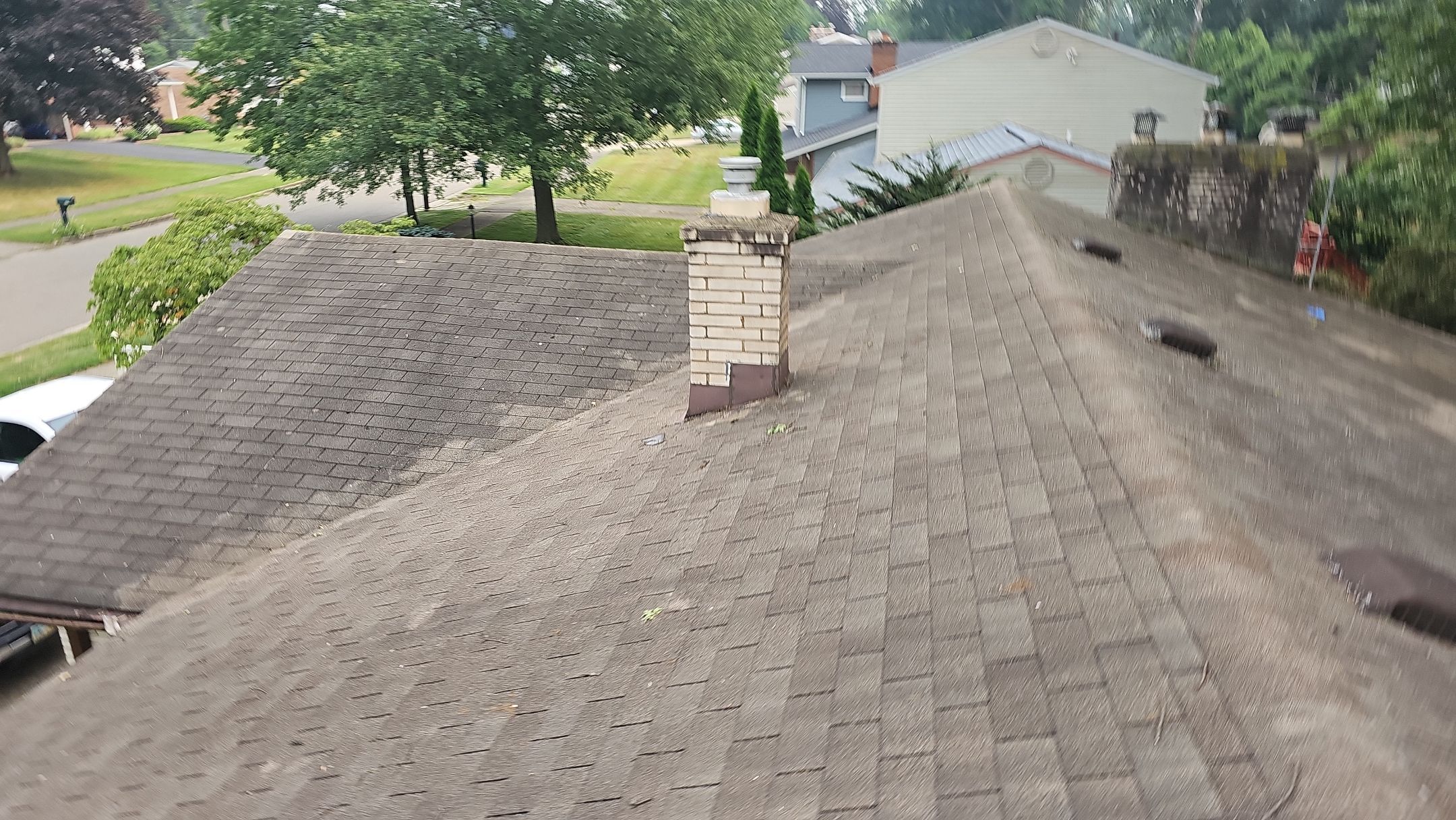 ATLAS PINNACLE COLOR: BURNT HICKORY by Eagle Eye Roofing