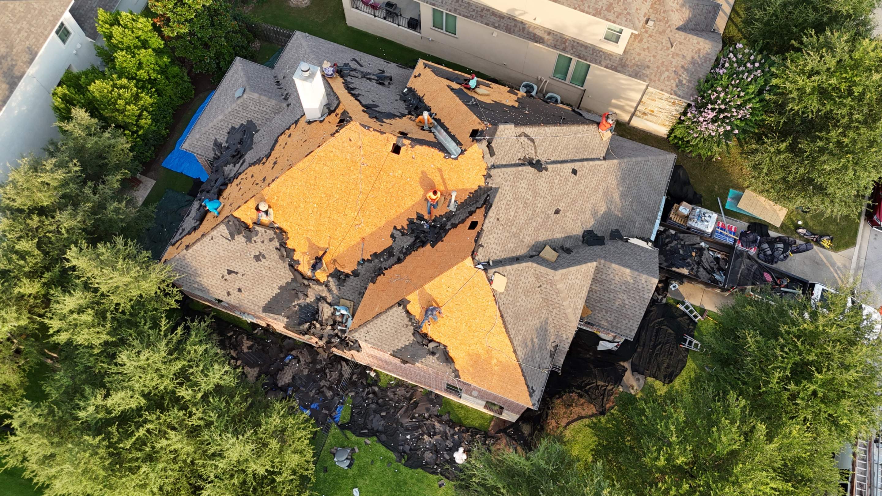 Austin Residential Roof Installation with GAF Shingles and Radiant Barrier by RoofsOnly.com