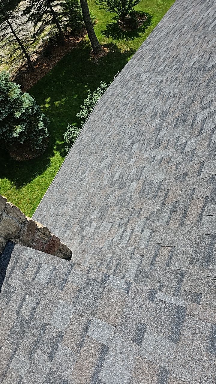 Owens Corning Color: Williamsburg Gray by Eagle Eye Roofing