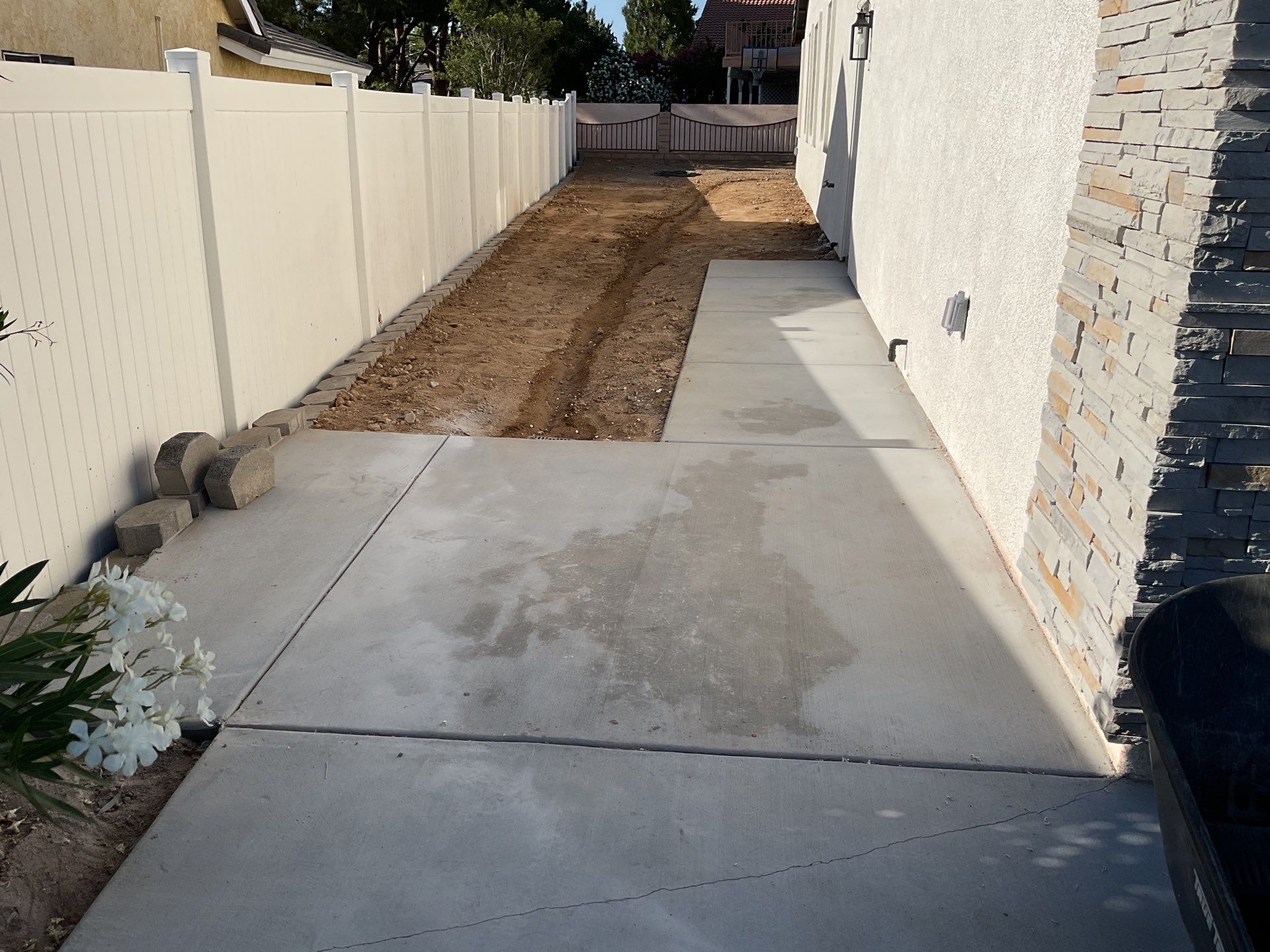 Fence Installation using Vinyl by Fence Guys Inc.