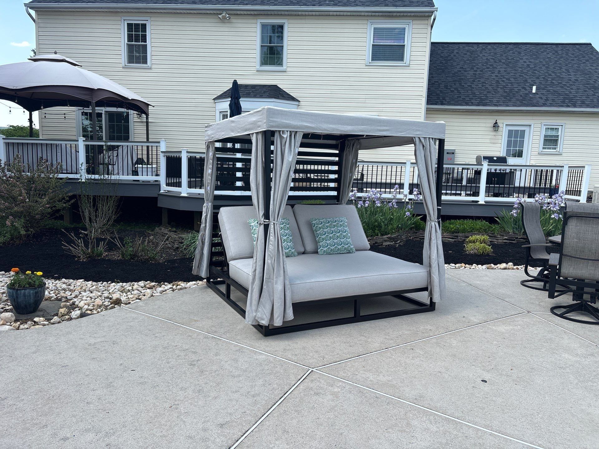 Castelle Daybed by Bowman's Stove & Patio