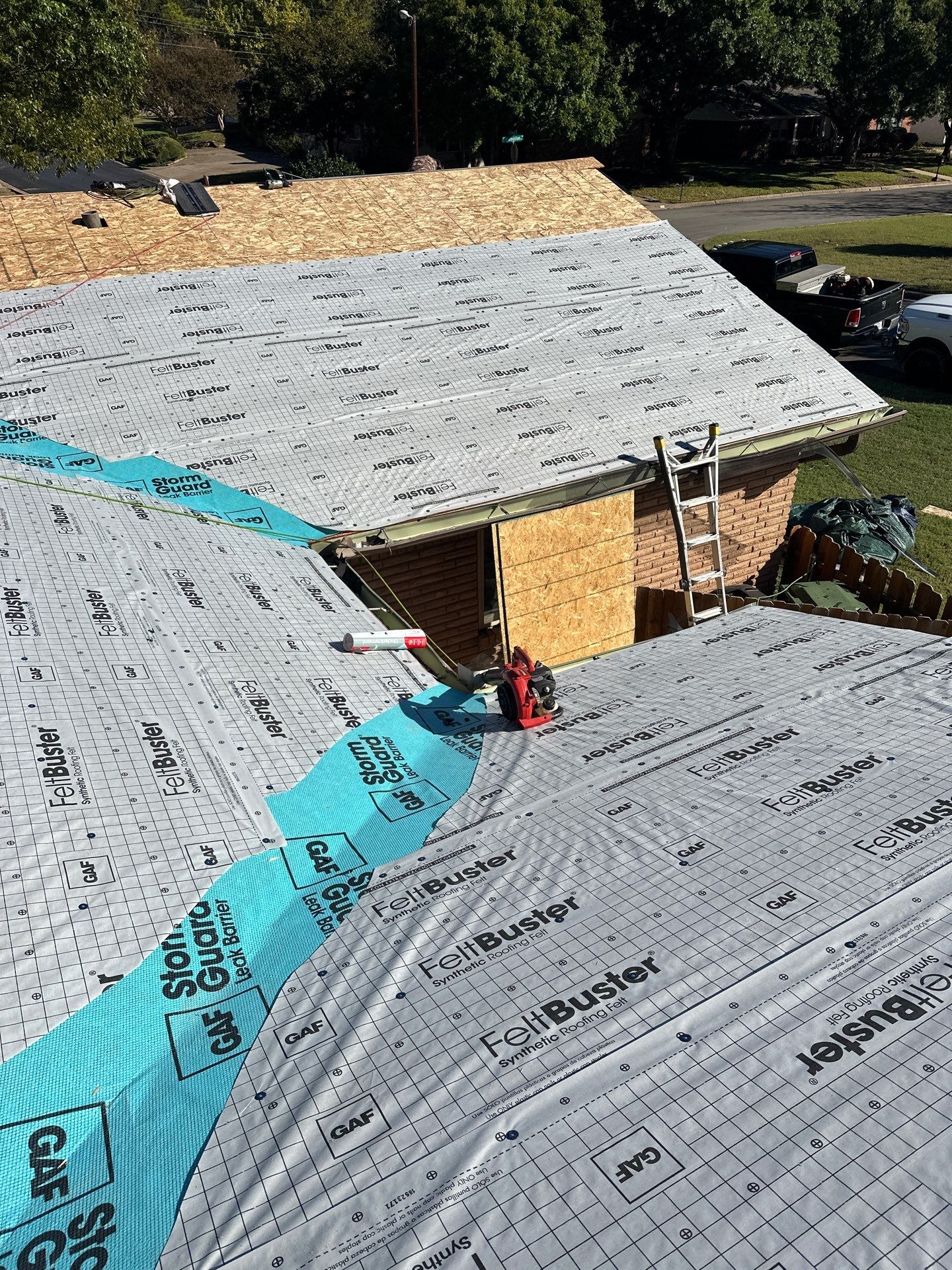 Project in Hrust  by Zeus Exteriors